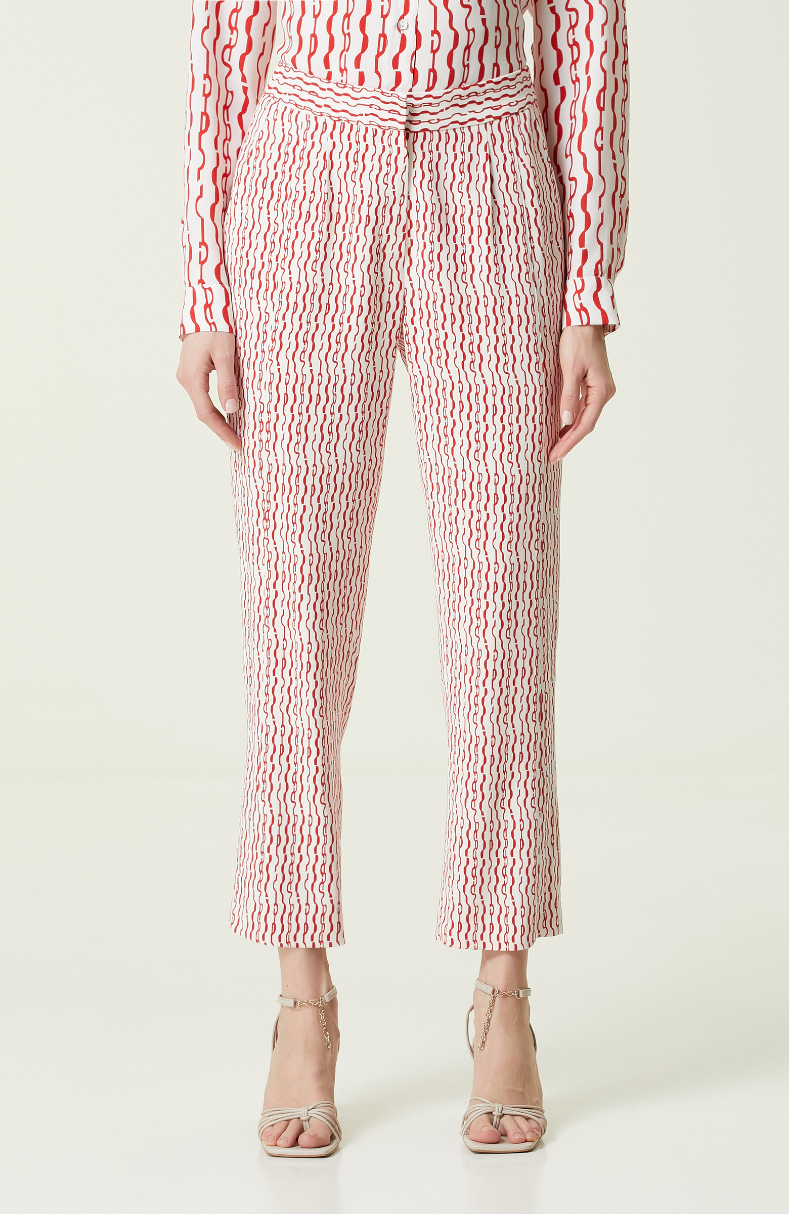 Beyaz Kırmızı Desenli Yüksek Bel Pantolon