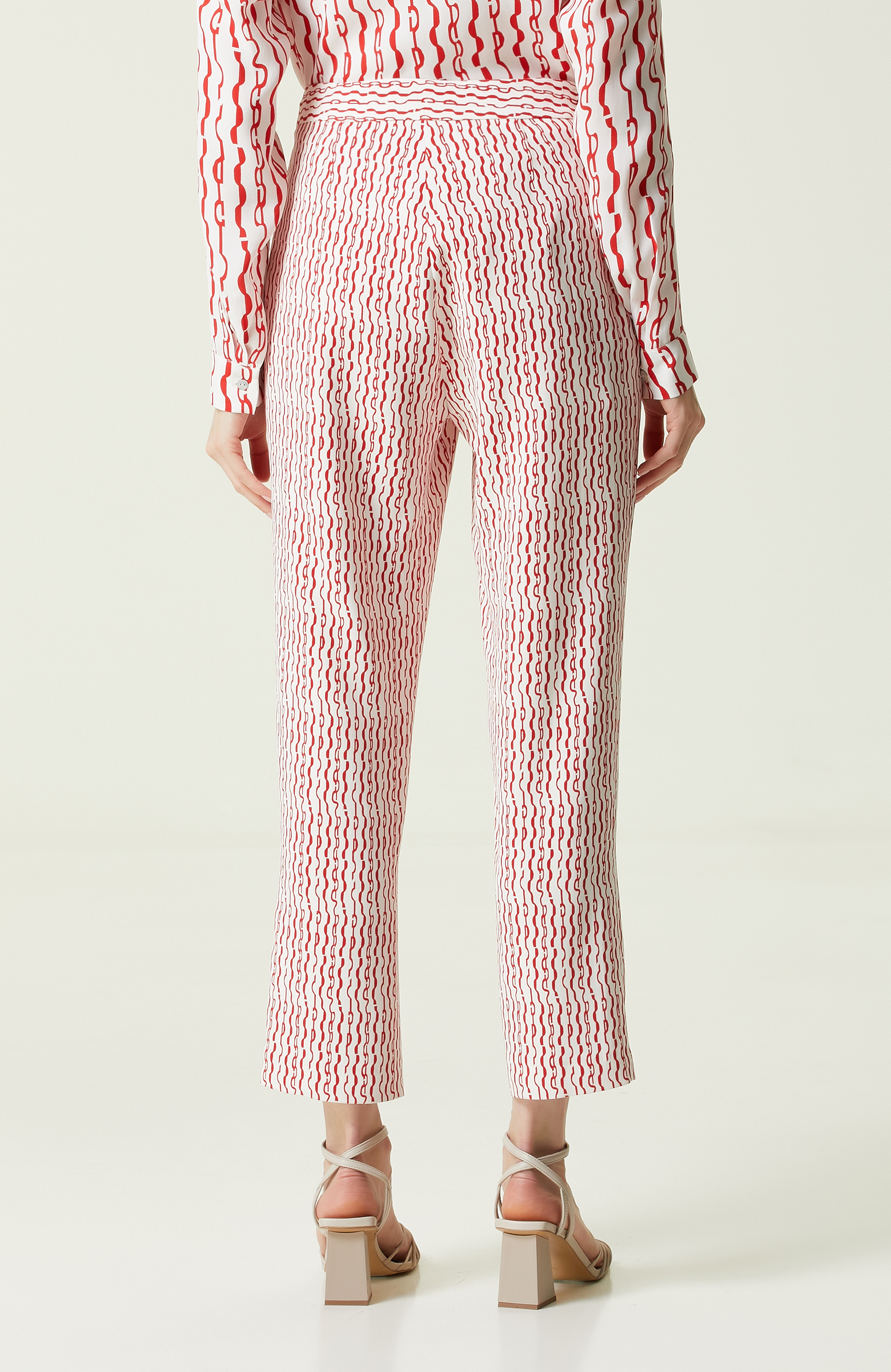 Beyaz Kırmızı Desenli Yüksek Bel Pantolon