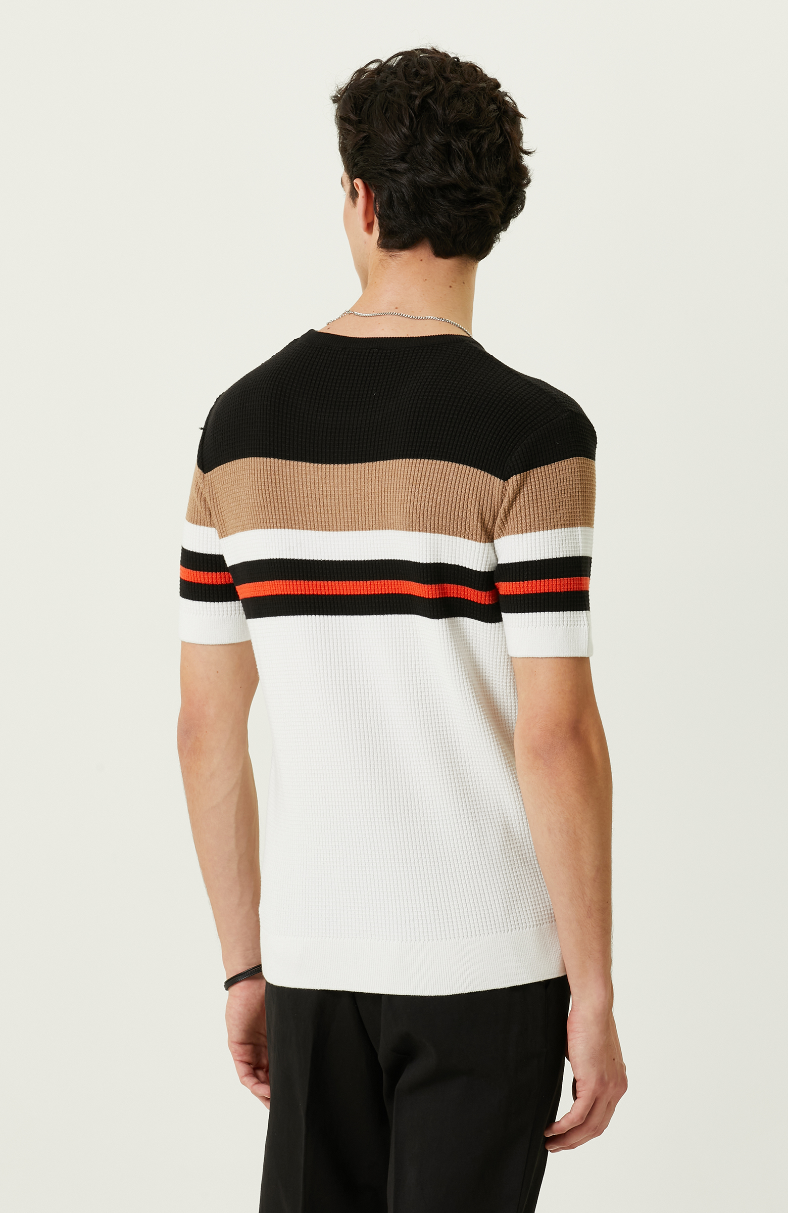 Siyah Beyaz Kısa Kollu Triko Kazak