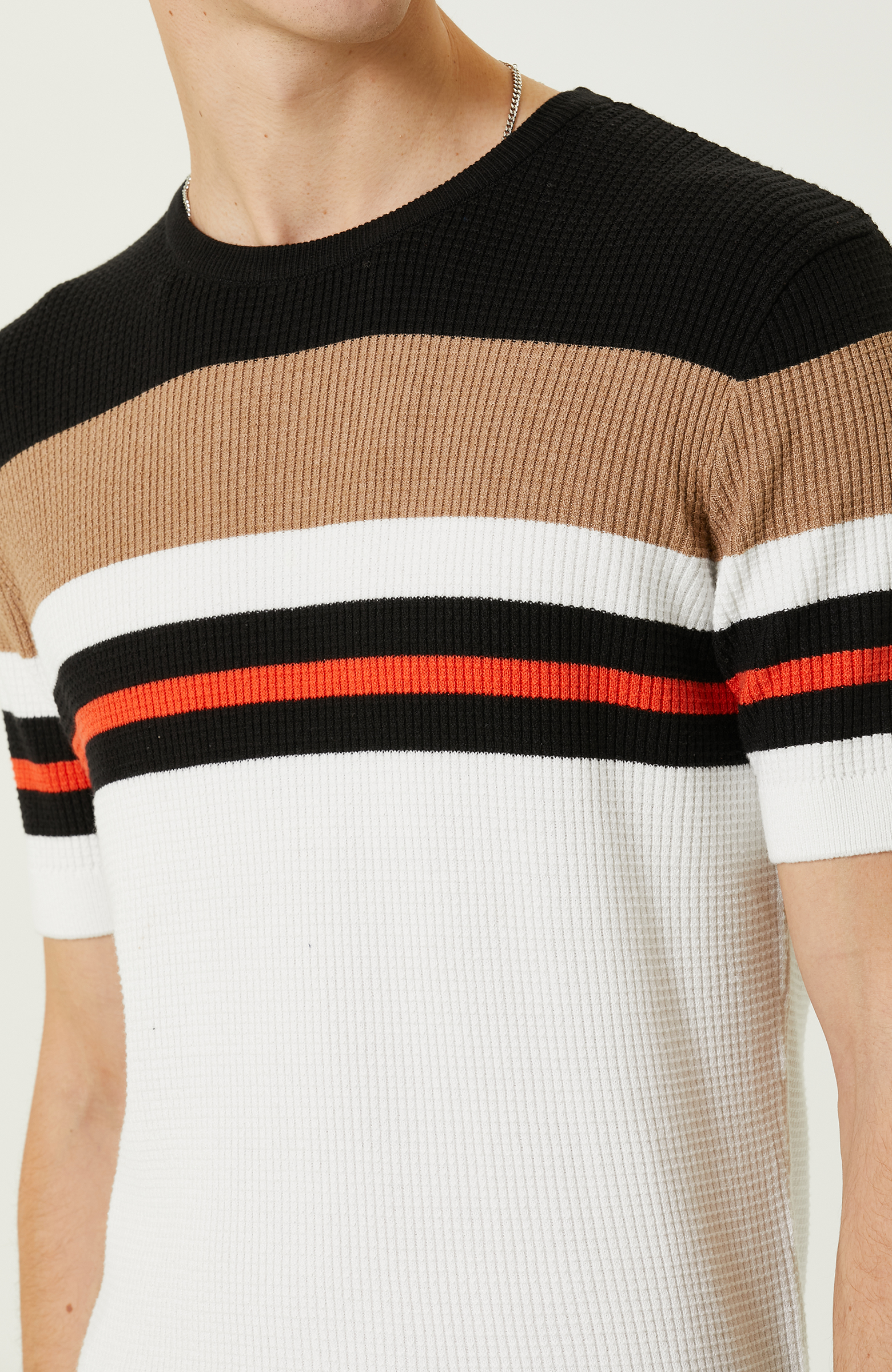 Siyah Beyaz Kısa Kollu Triko Kazak