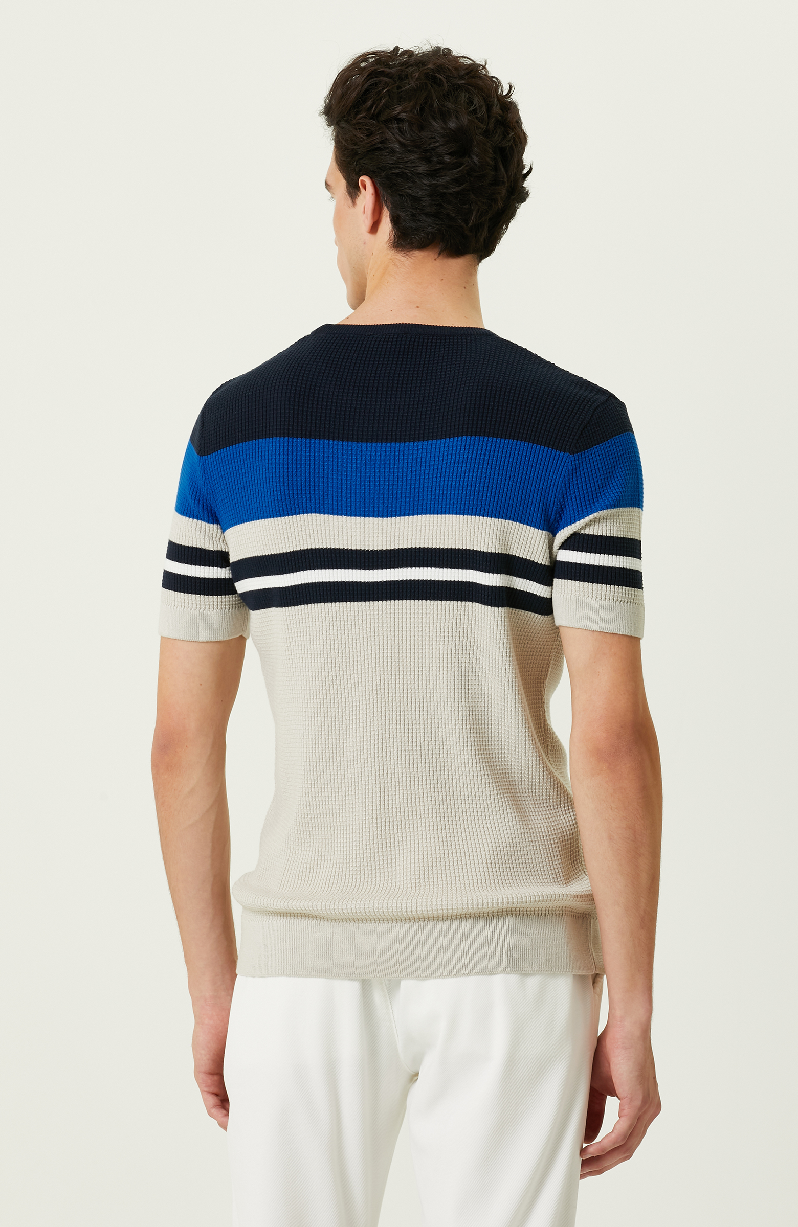 Saks Mavisi Beyaz Kısa Kollu Triko Kazak