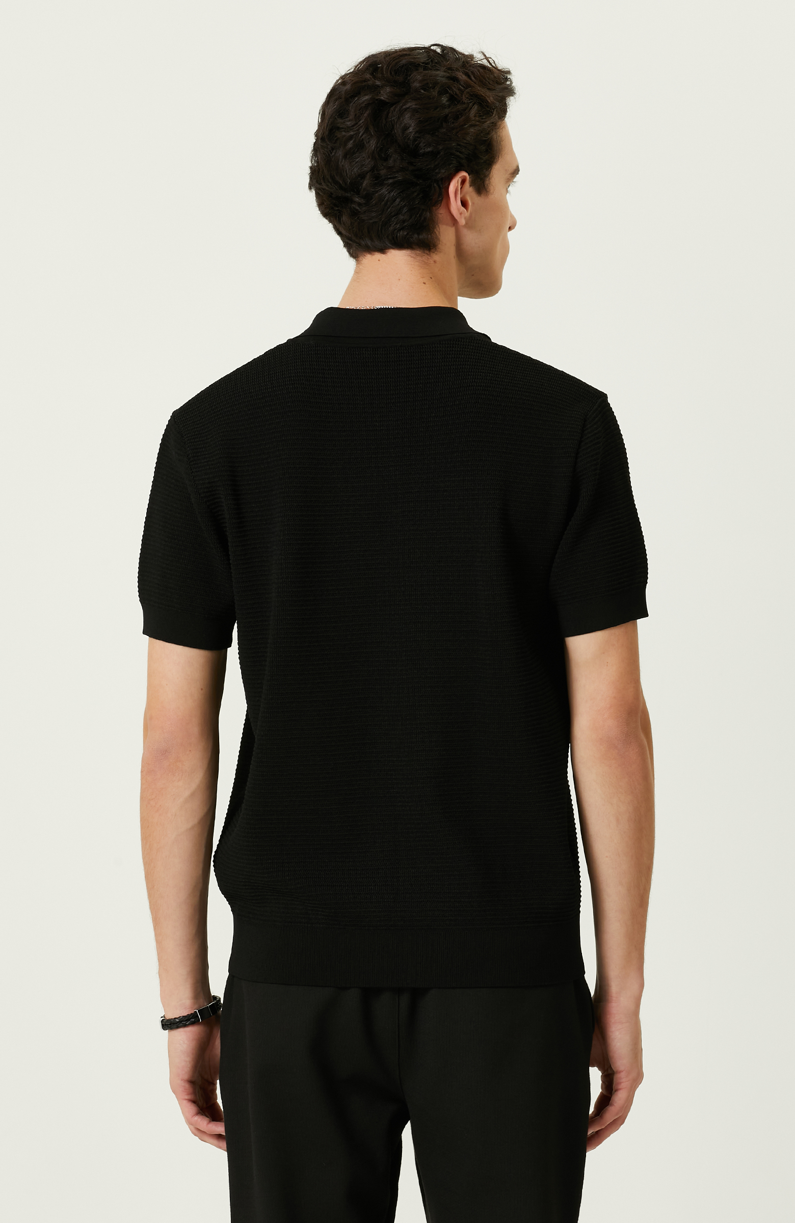 Siyah Polo Yaka Kısa Kollu Triko Kazak