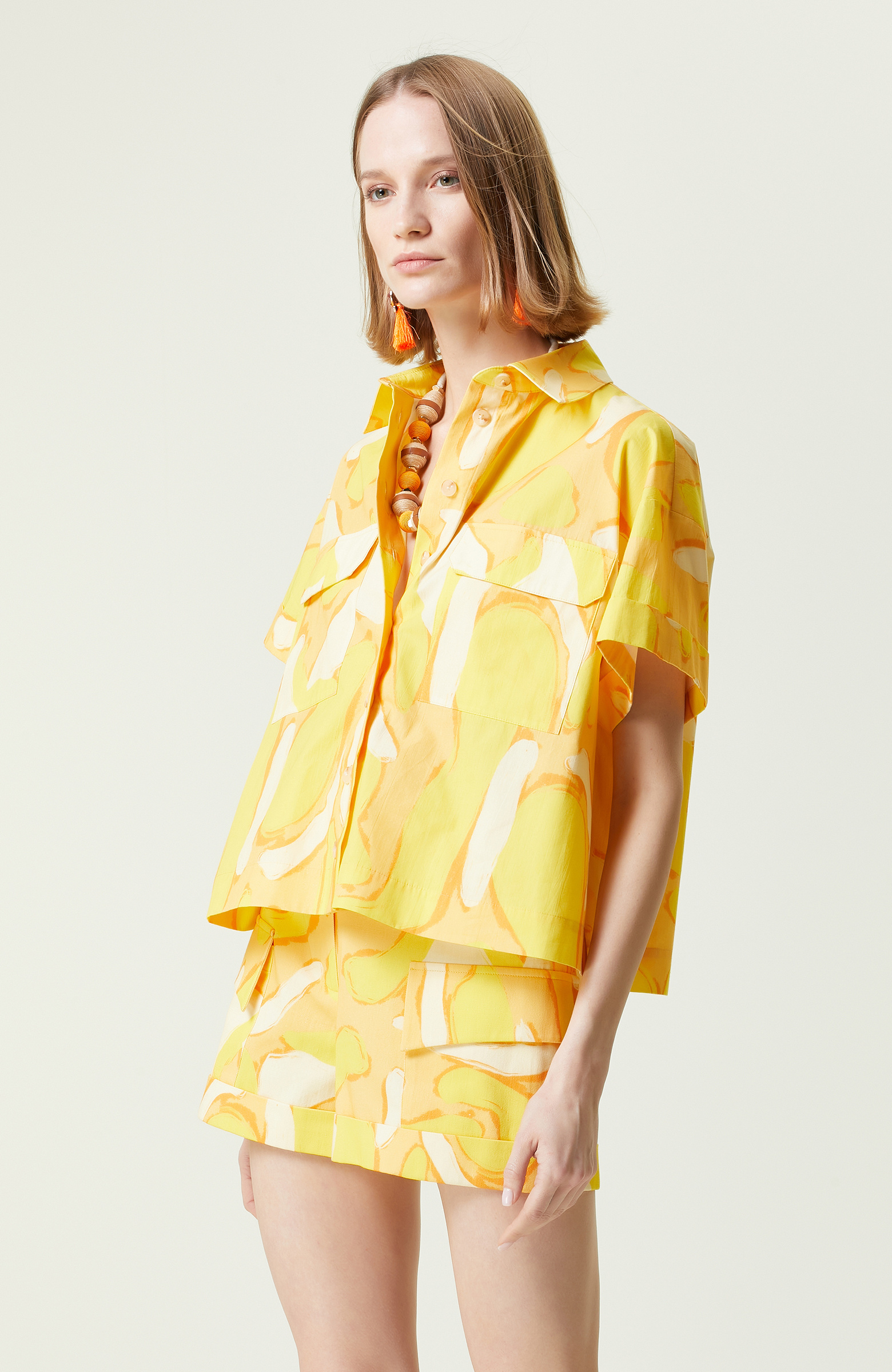 Sarı Desenli Kısa Kollu Gömlek
