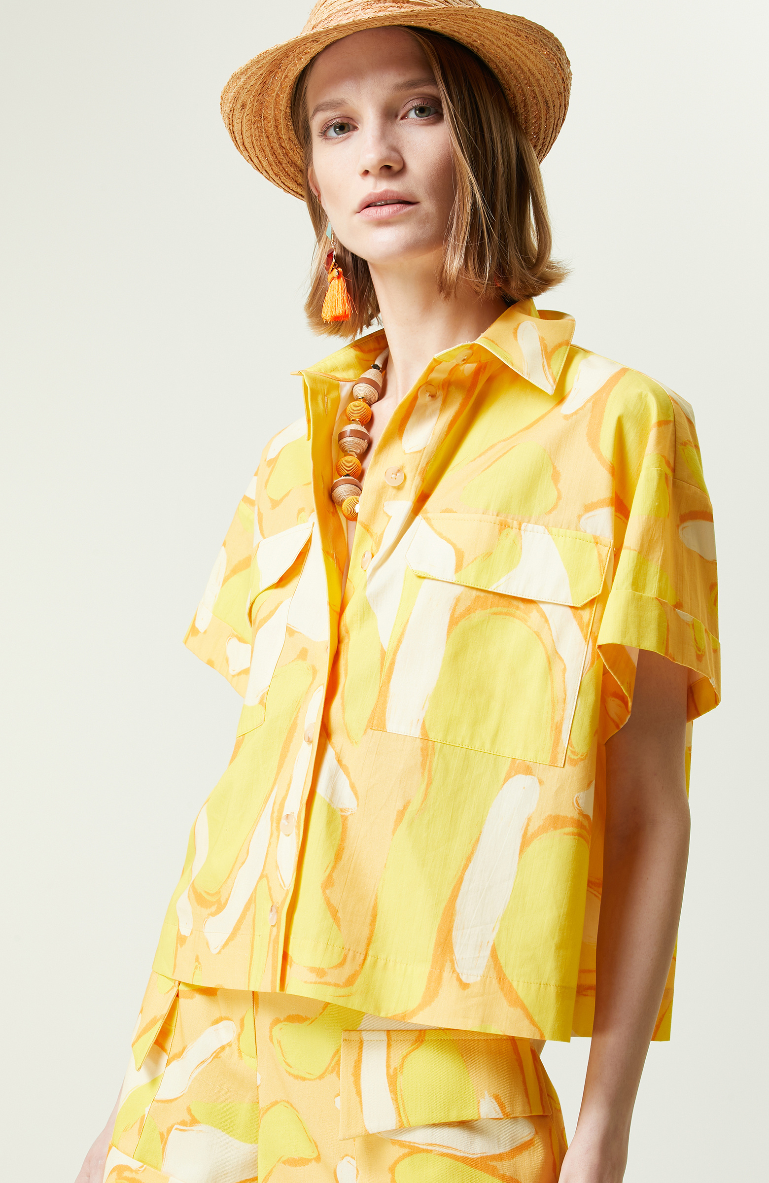 Sarı Desenli Kısa Kollu Gömlek