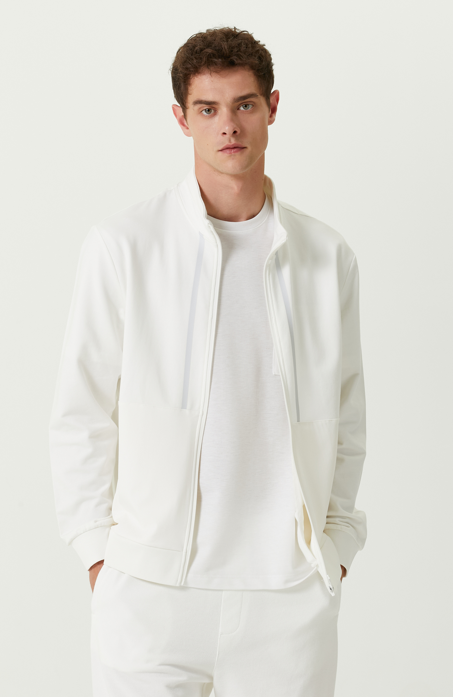 N-Tech Fermuar Detaylı Ekru Sweatshirt