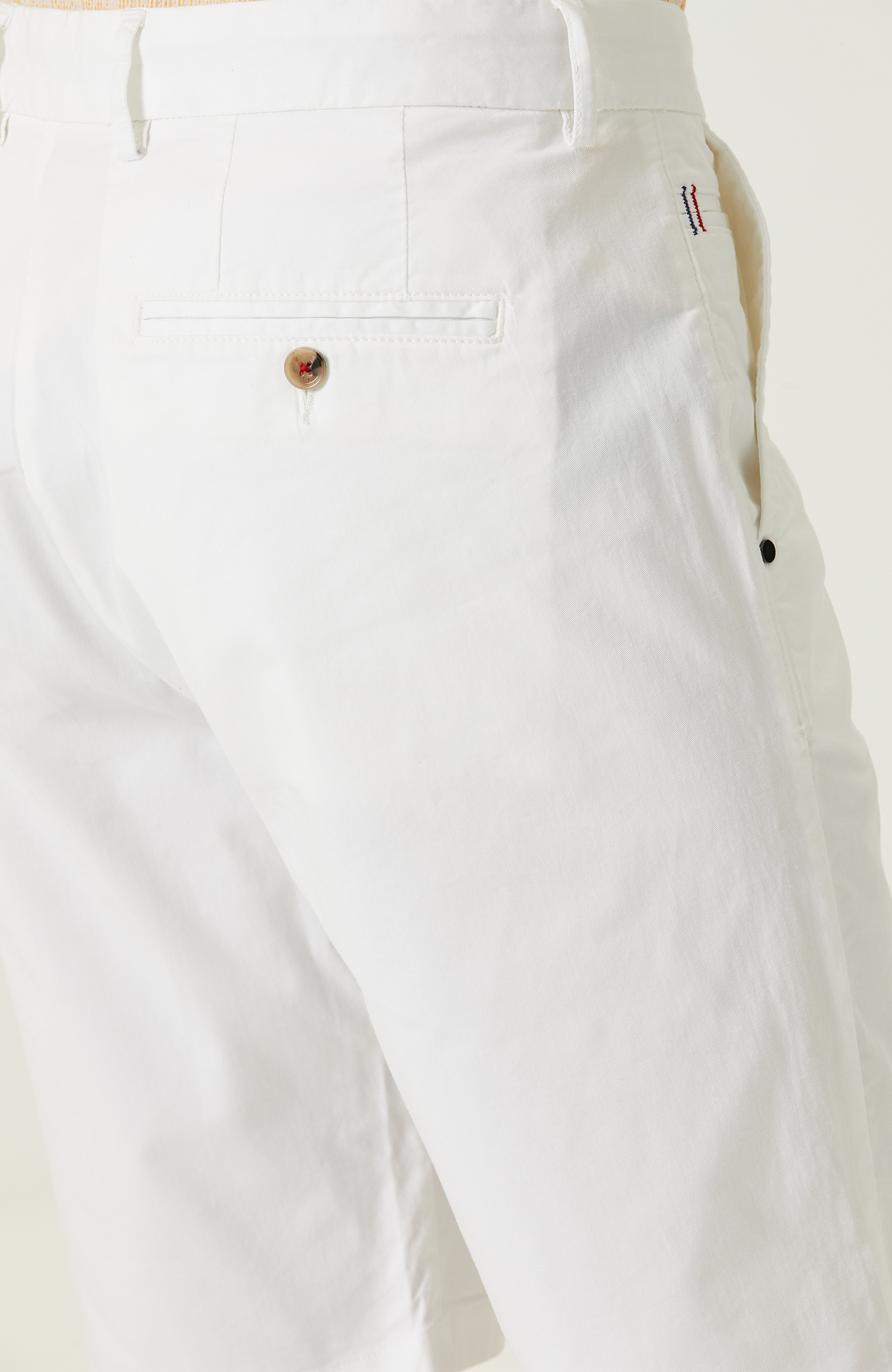 Beyaz Duble Paça Şort