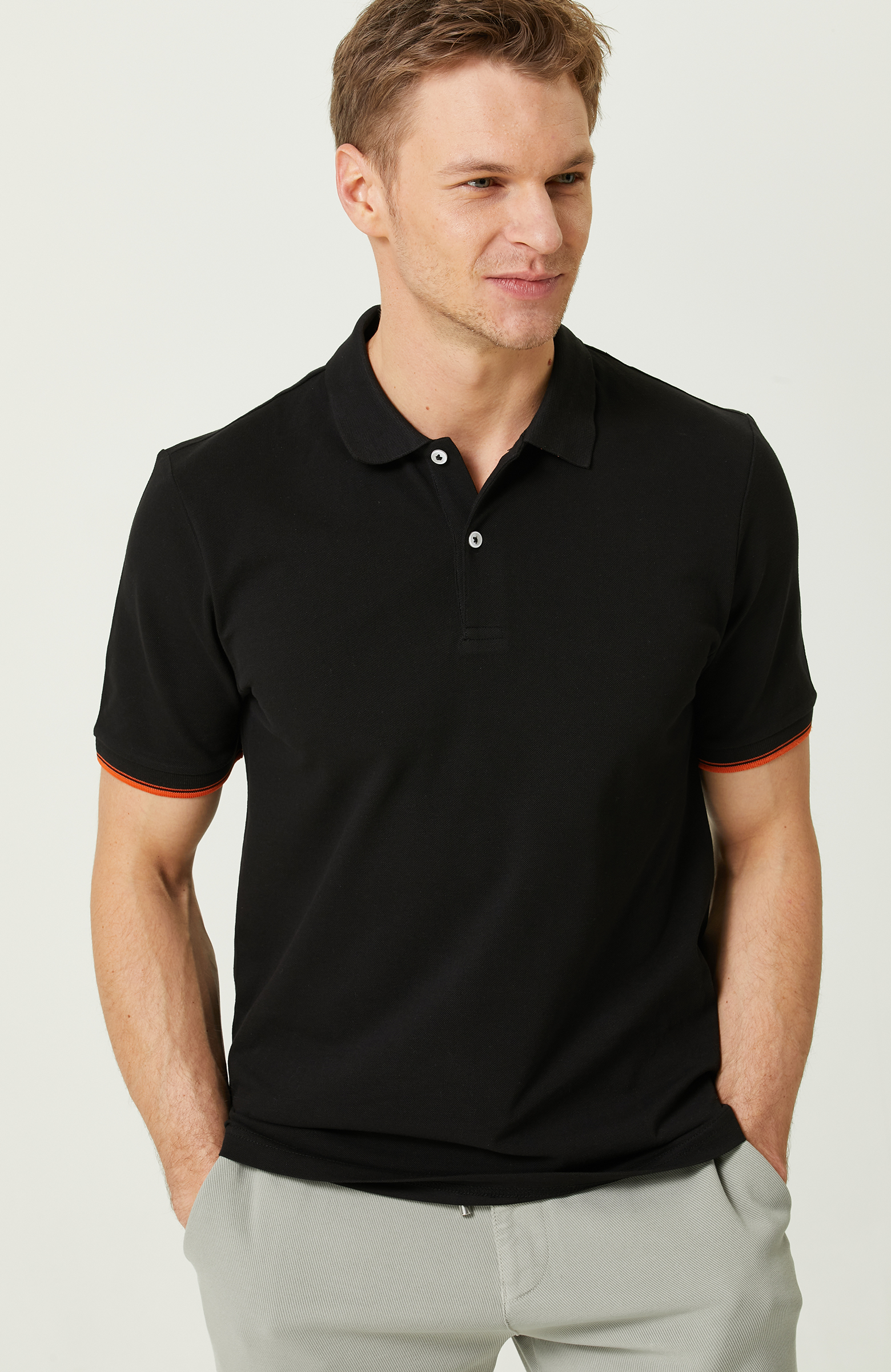 Siyah Kısa Kollu Polo Yaka T-shirt