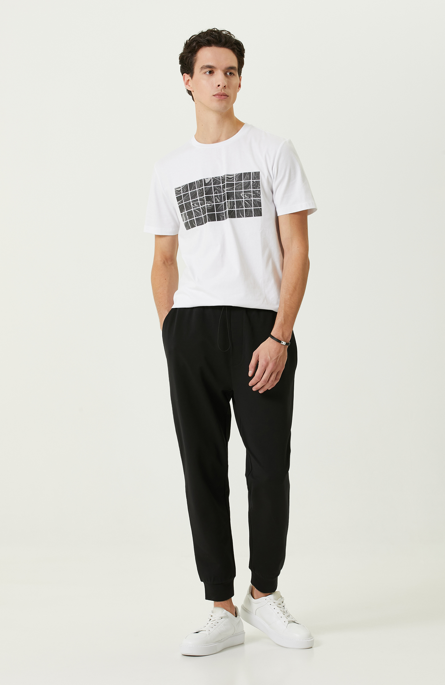 Beyaz Baskılı %100 Pamuklu  T-shirt