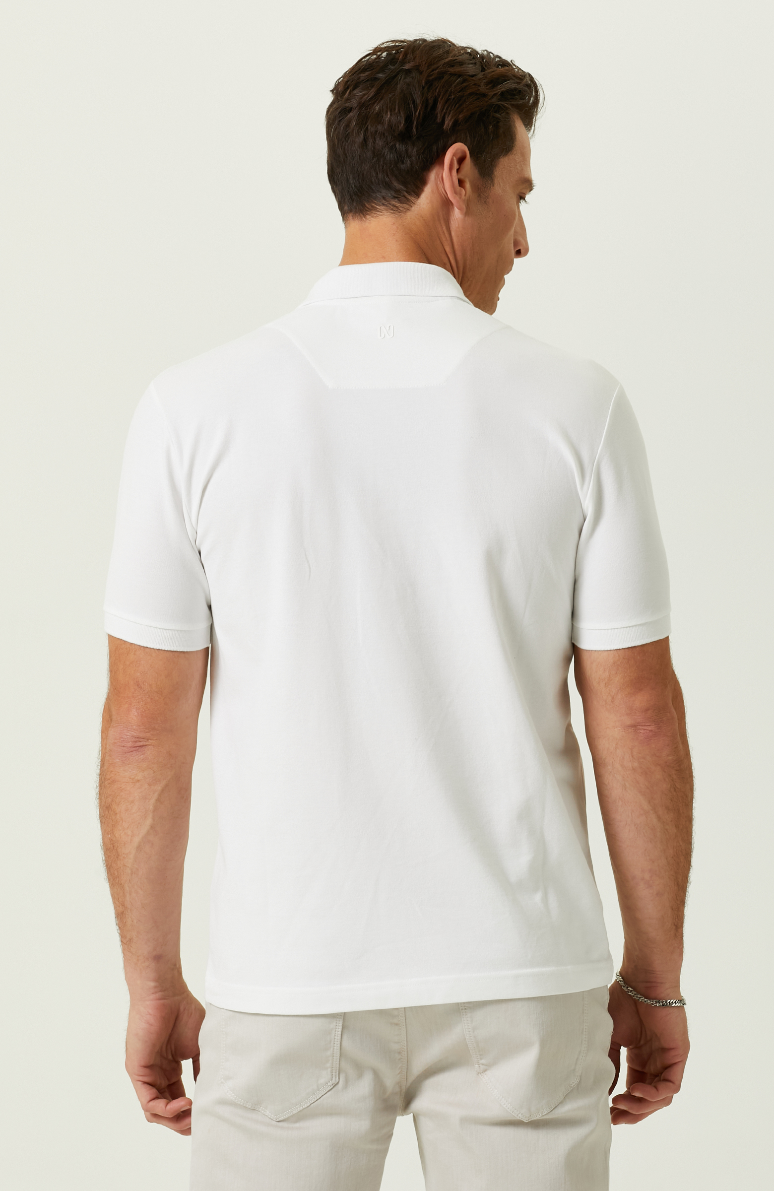 Beyaz Polo Yaka T-Shirt