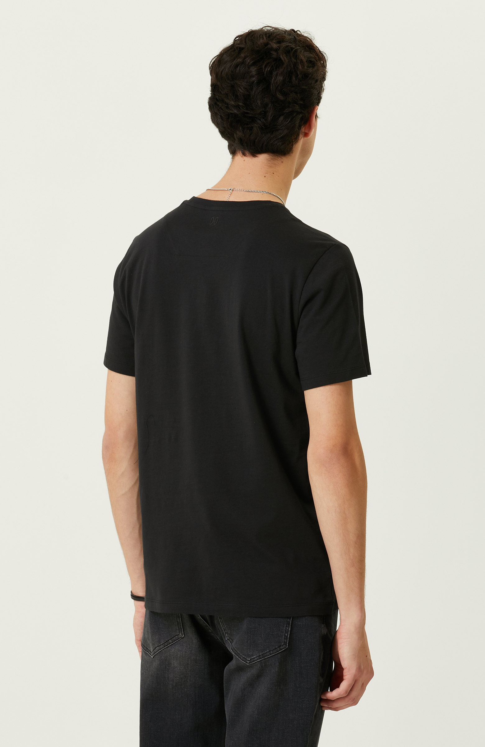 Siyah Baskılı Bisiklet Yaka T-Shirt