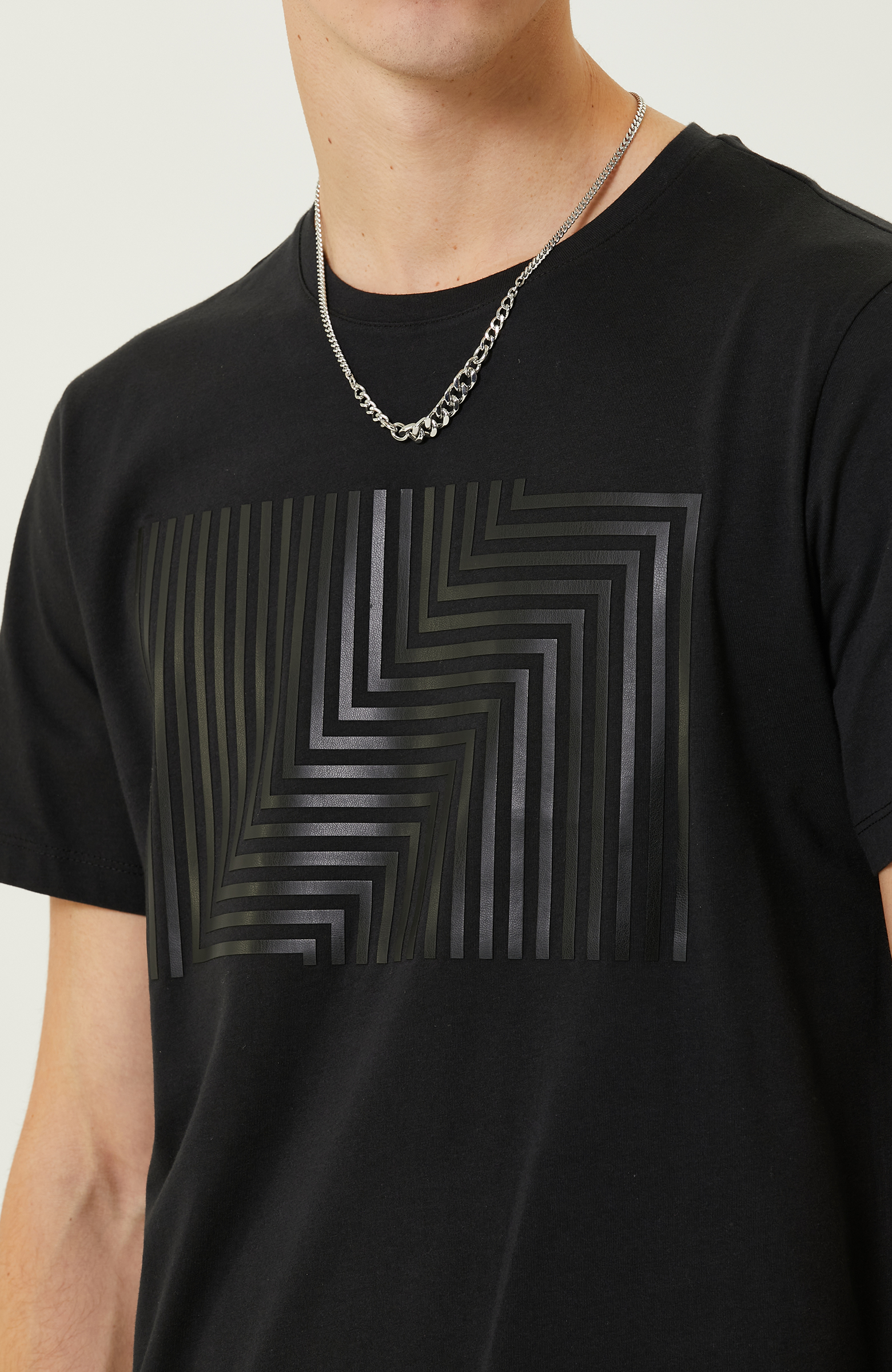 Siyah Baskılı Bisiklet Yaka T-Shirt