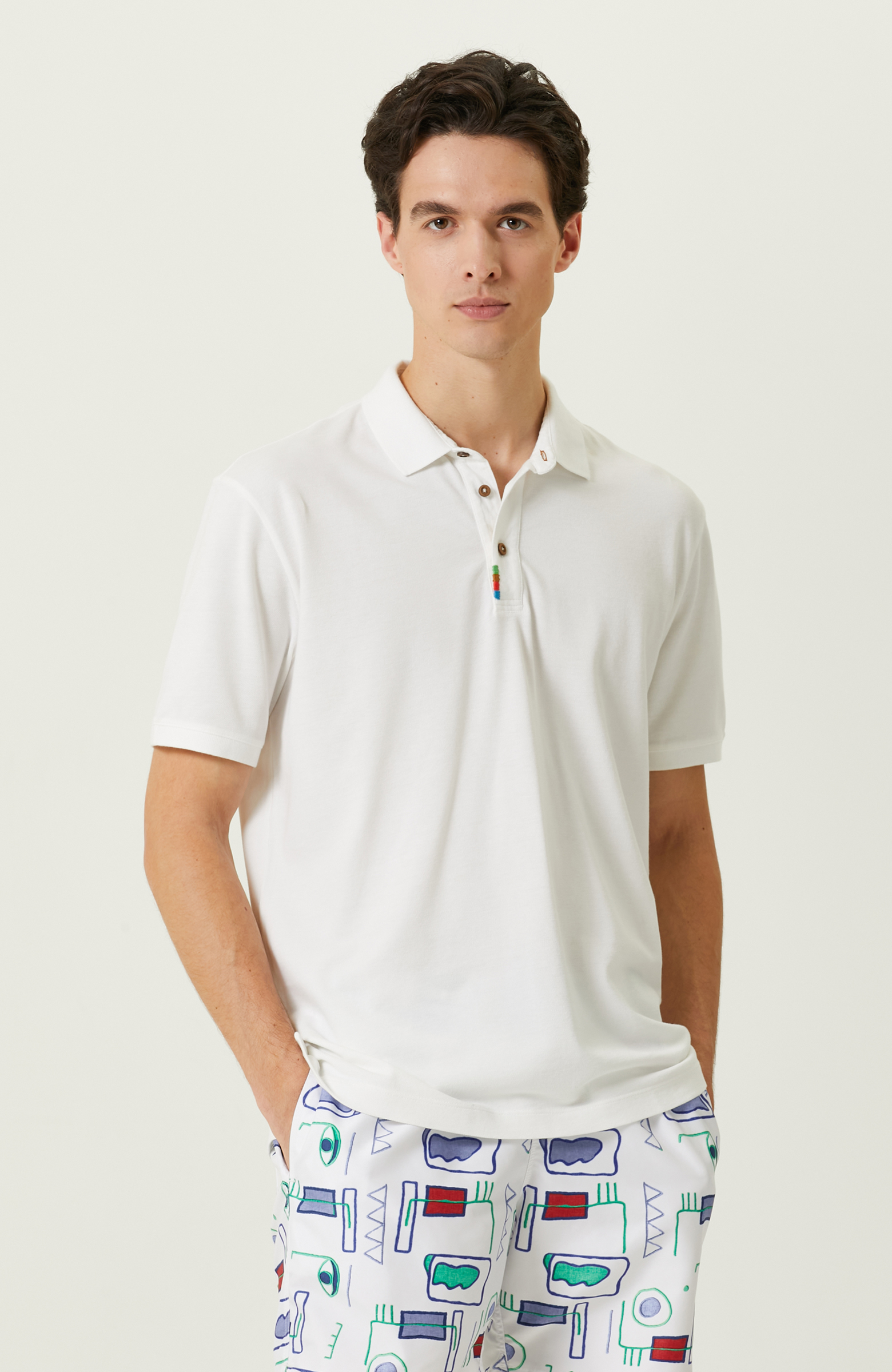 Beyaz Polo Yaka T-Shirt