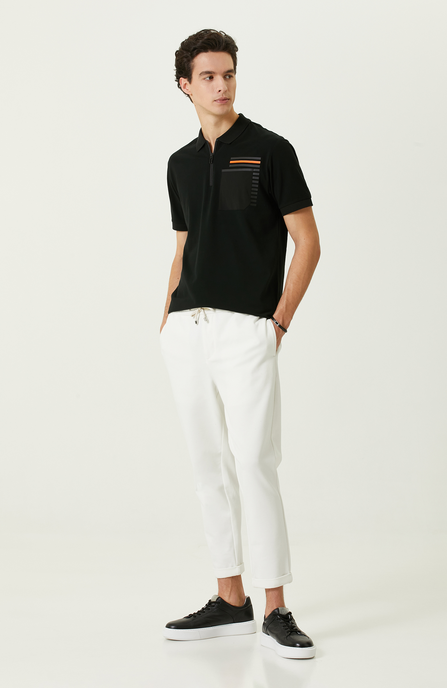 Siyah Baskılı T-Shirt