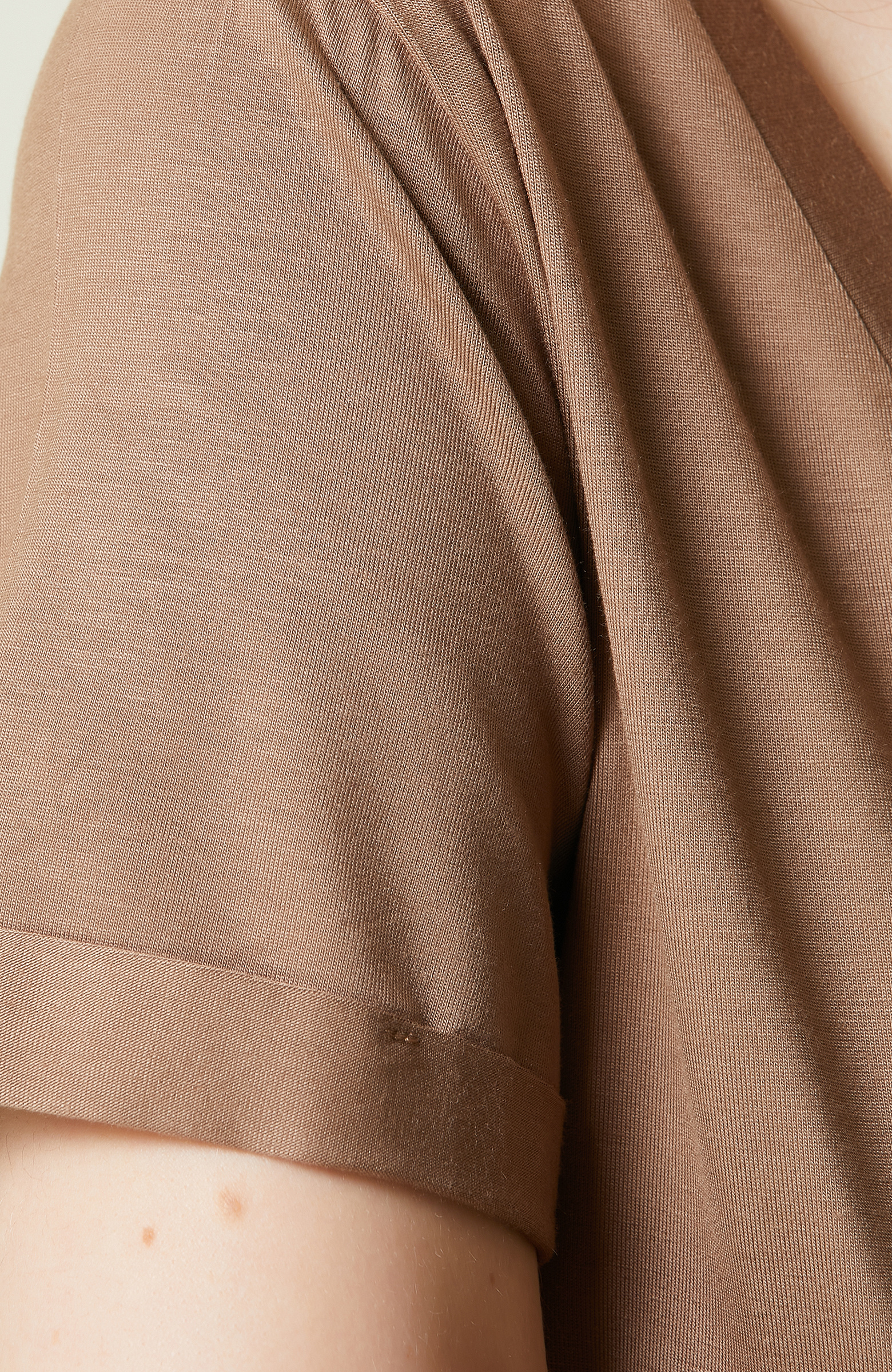 Vizon Kısa Kollu V Yaka T-shirt