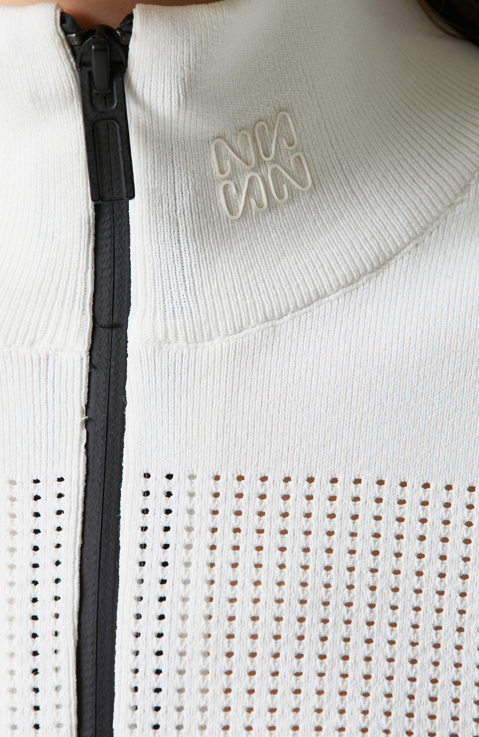 N-Tech Beyaz Balıkçı Yaka Fermuarlı Triko Kazak