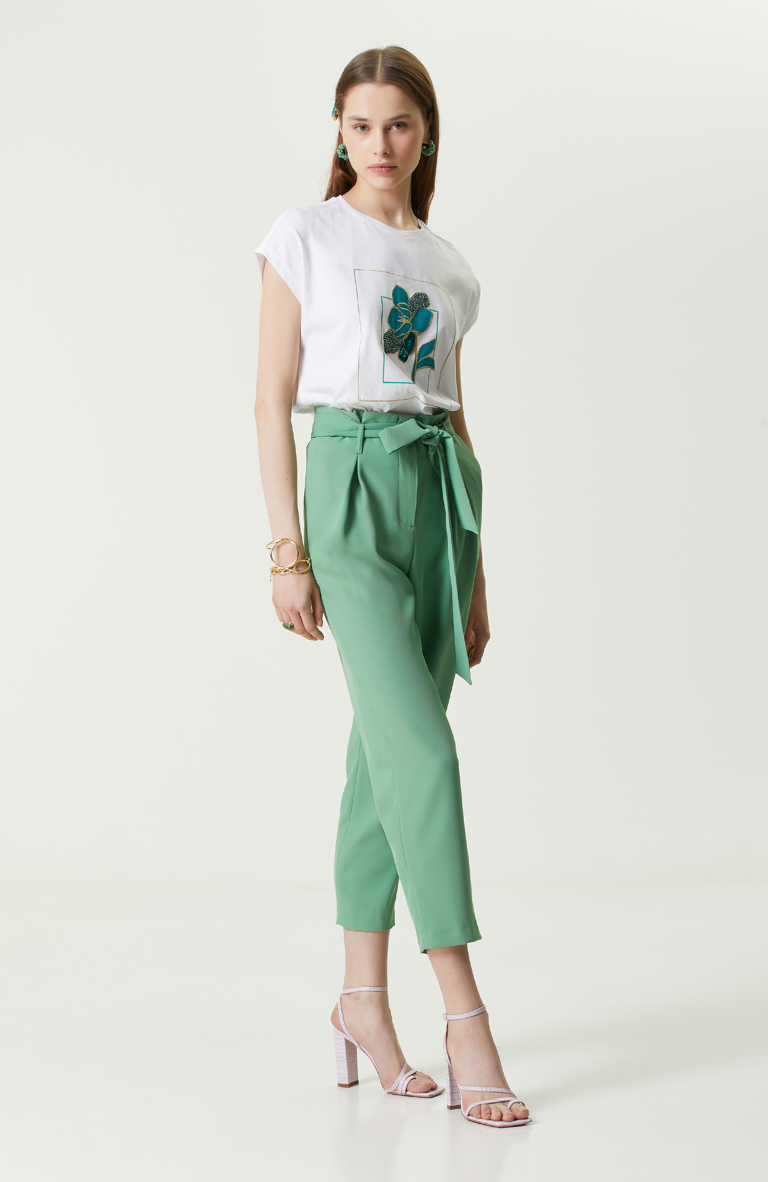 Beyaz Baskılı Kısa Kollu Bisiklet Yaka T-shirt