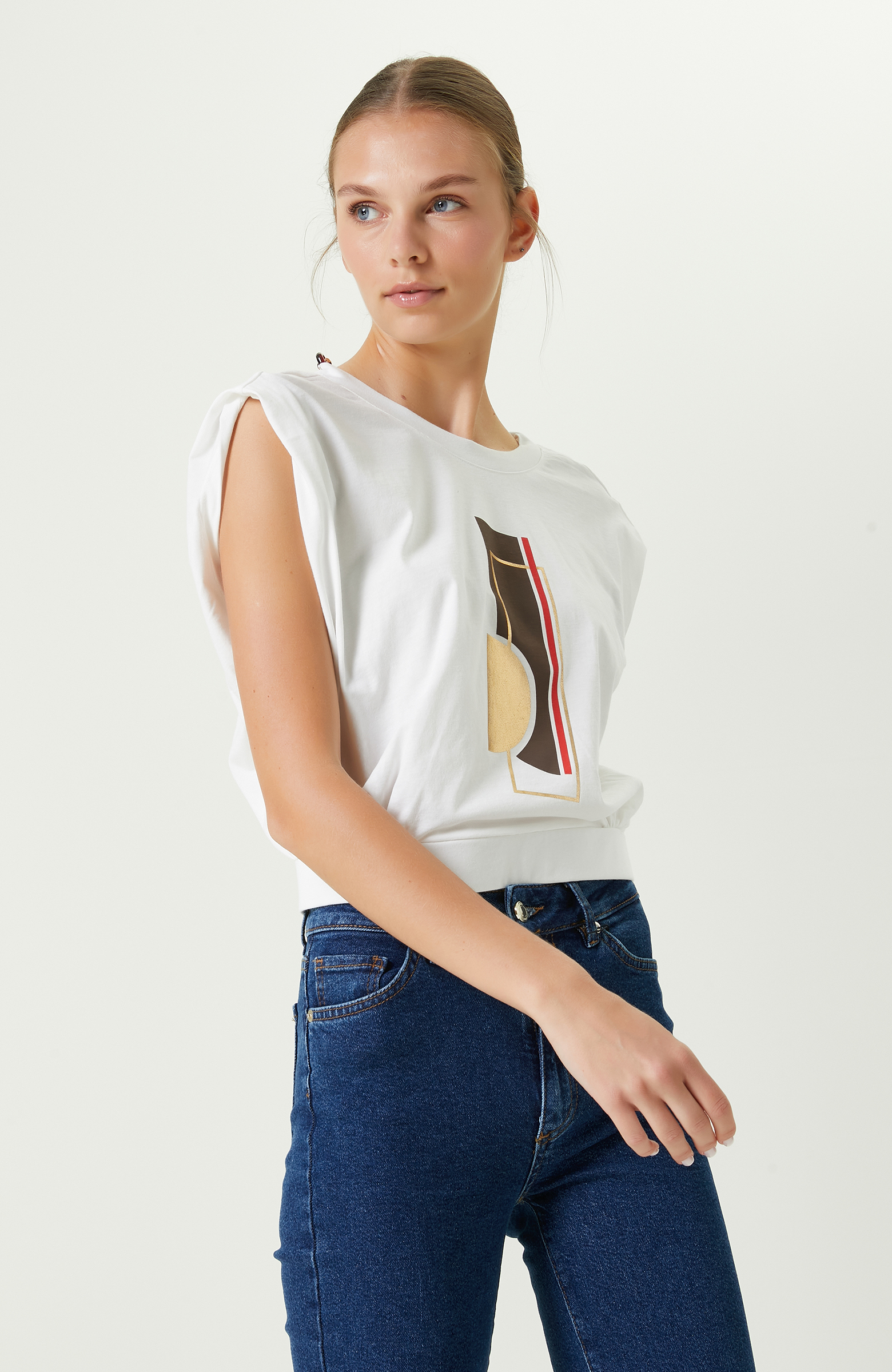 Ekru Baskılı Kolsuz Crop Tshirt