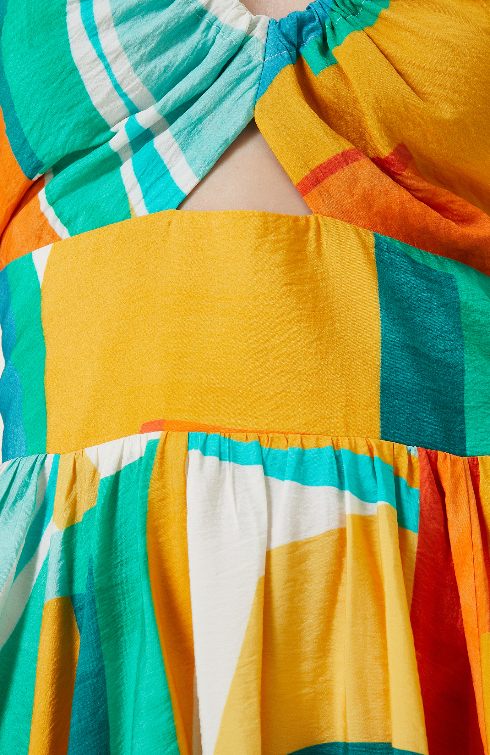 Yeşil Ekru Askılı V Yaka Elbise