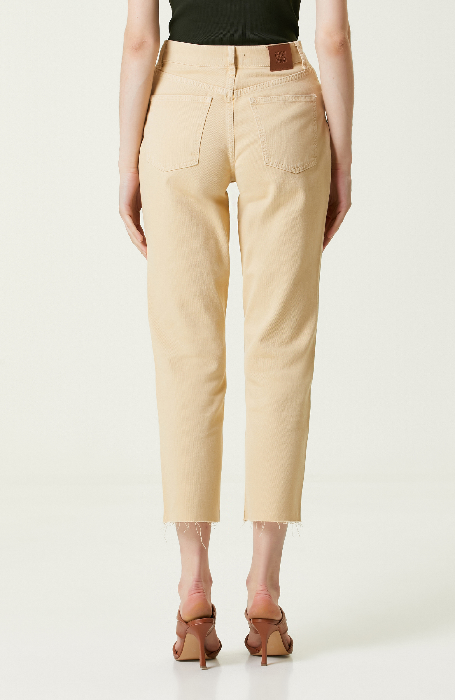 Koyu Bej Yüksek Bel Denim Pantolon