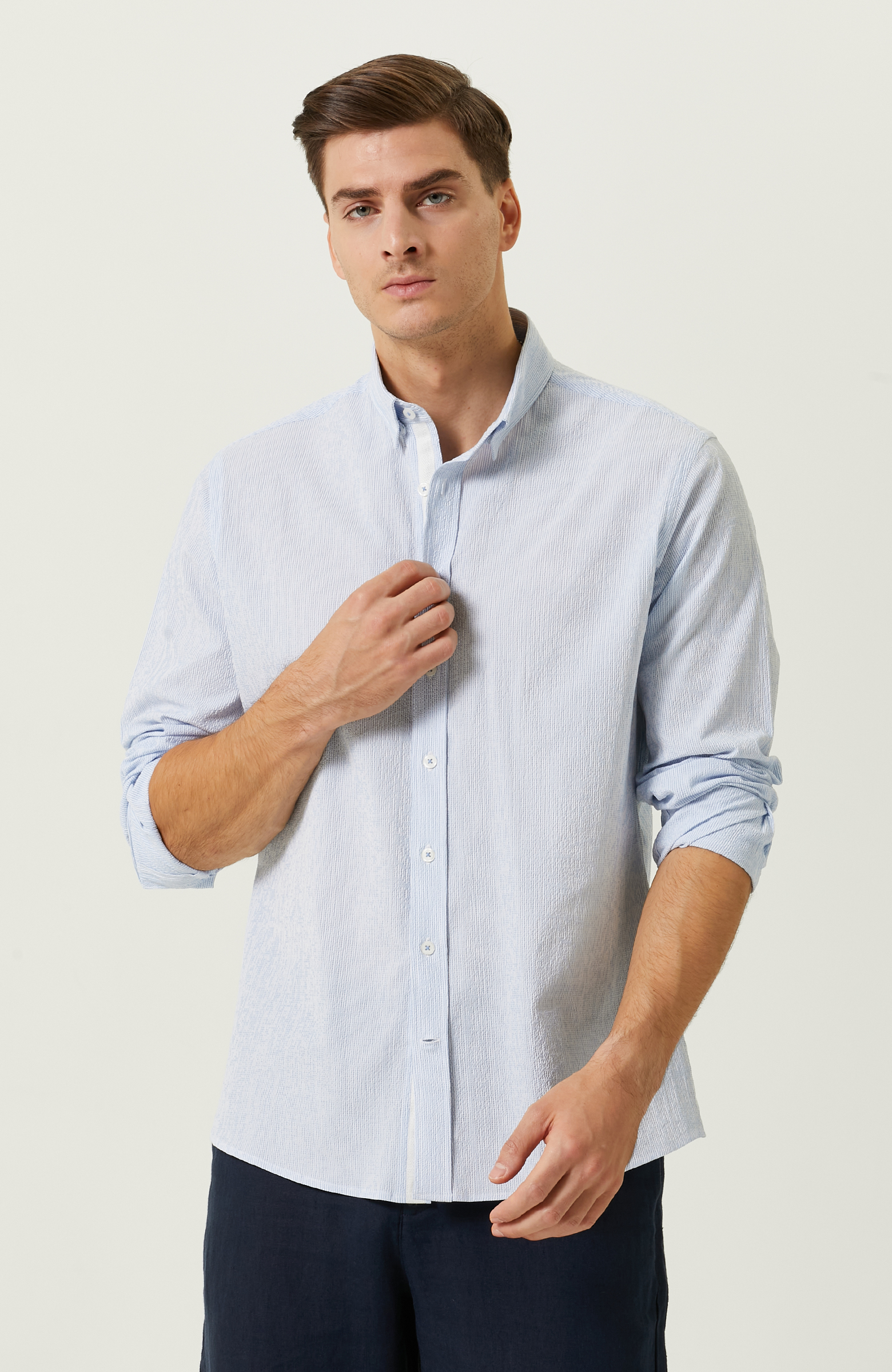 Mavi Beyaz Çizgili Gömlek