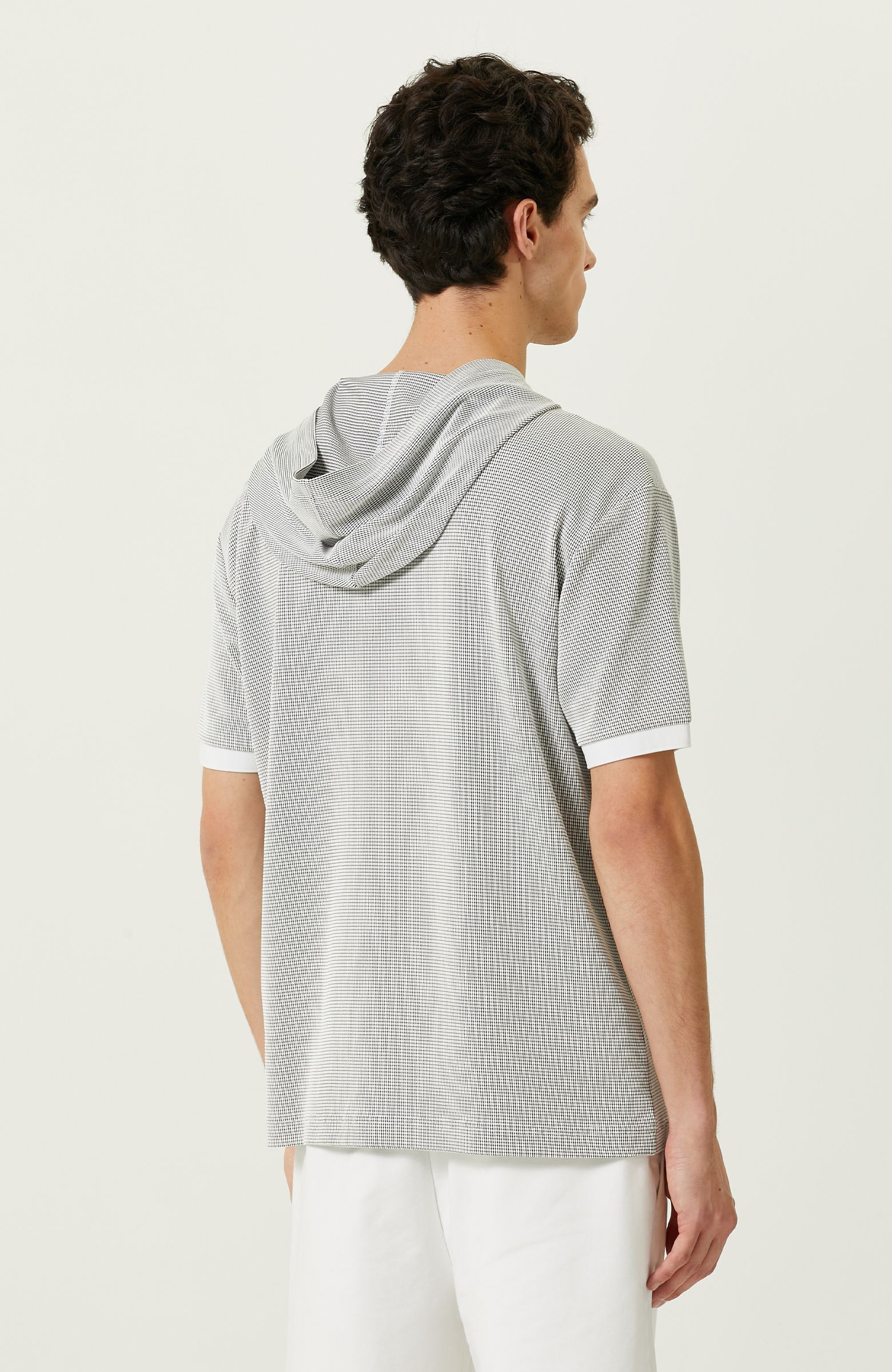 Siyah Beyaz Desenli  Gömlek