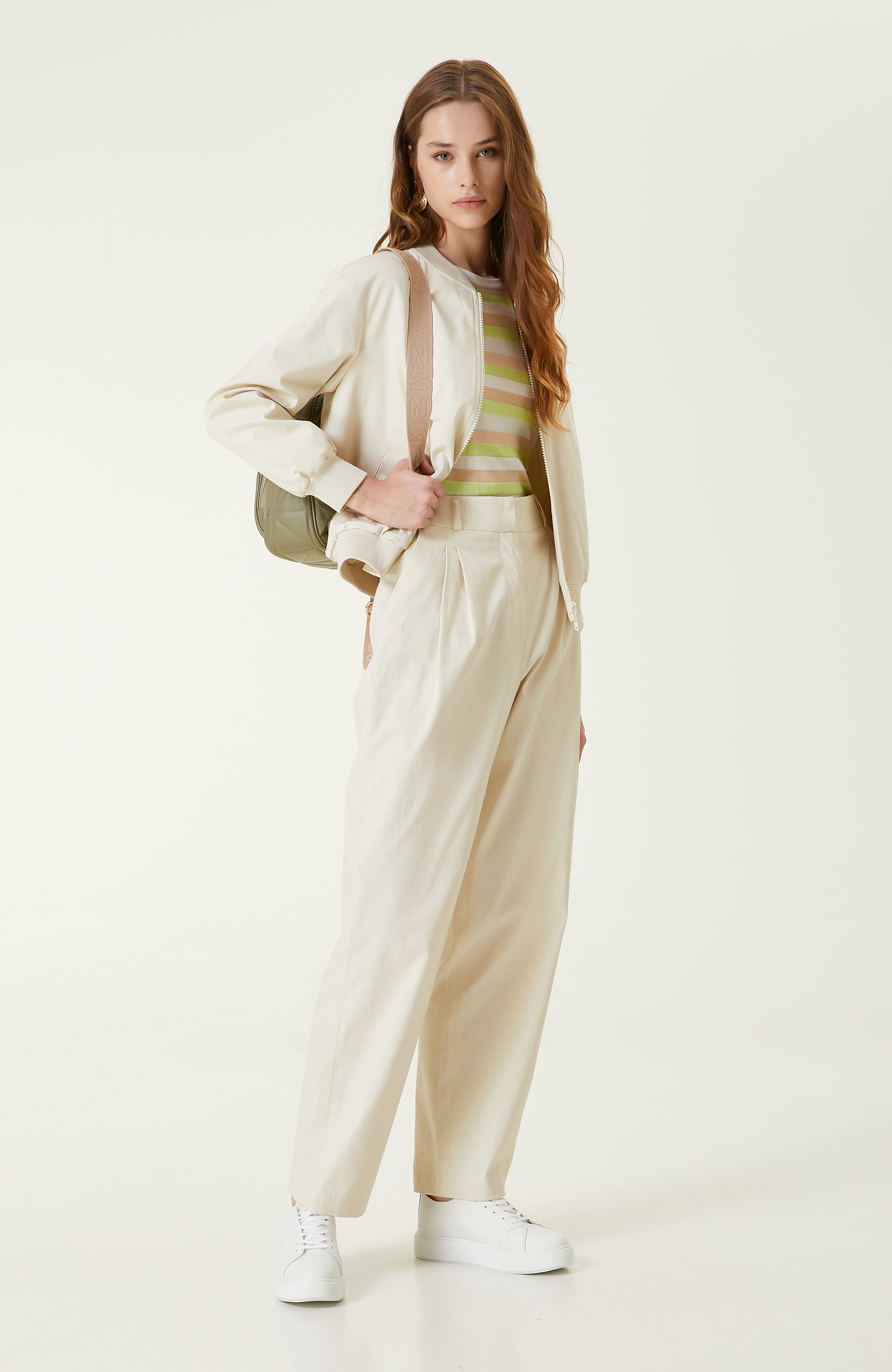 Neon Yeşil Çizgili Triko Kazak