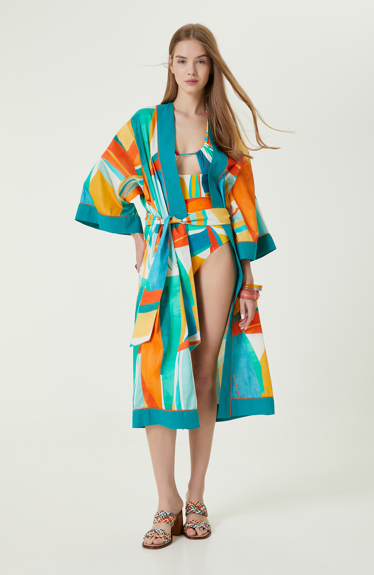 Sarı Yeşil Geometrik Desenli Renkli Mayo