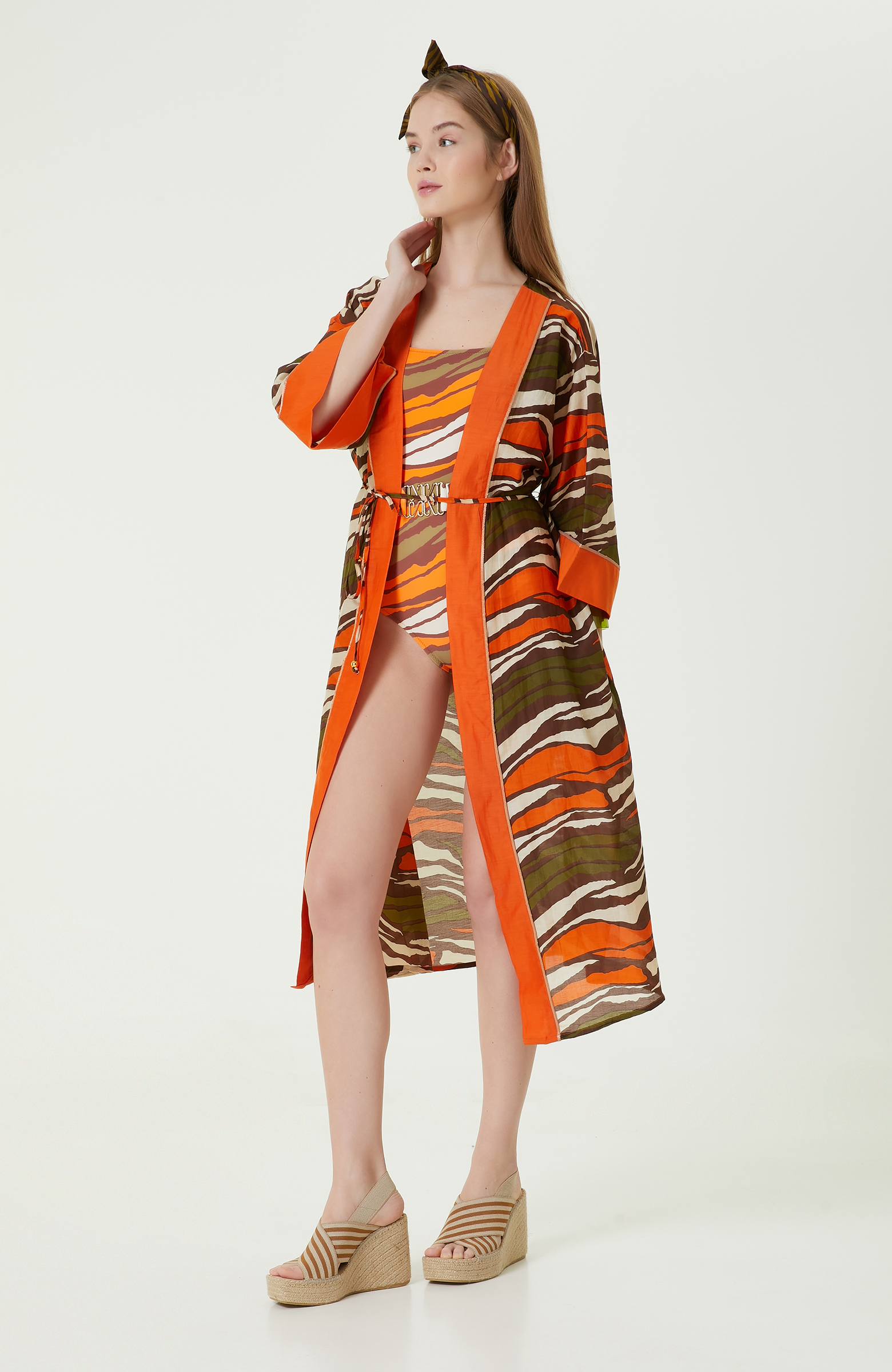 Turuncu Desenli Mayo