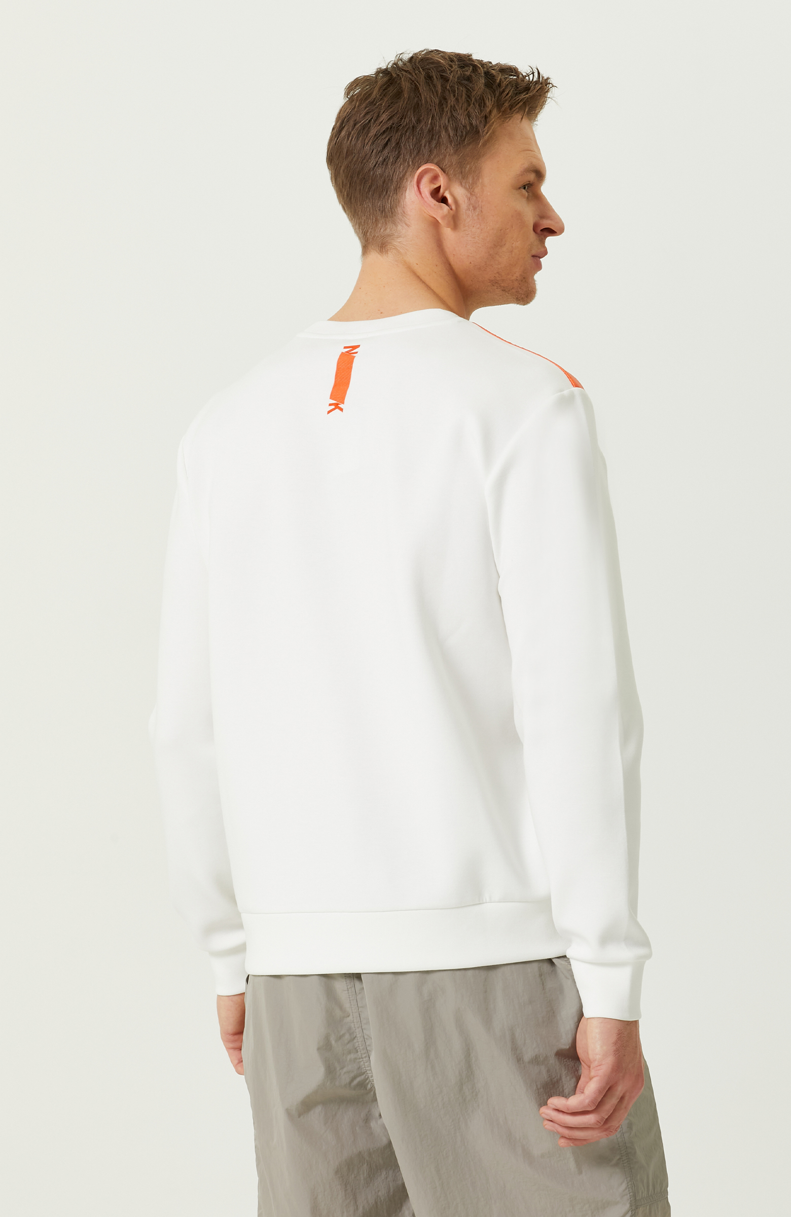 N-Tech Ekru Bisiklet Yaka  Sweatshirt