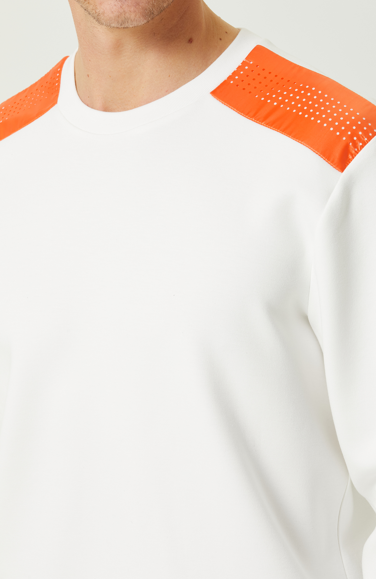 N-Tech Ekru Bisiklet Yaka  Sweatshirt