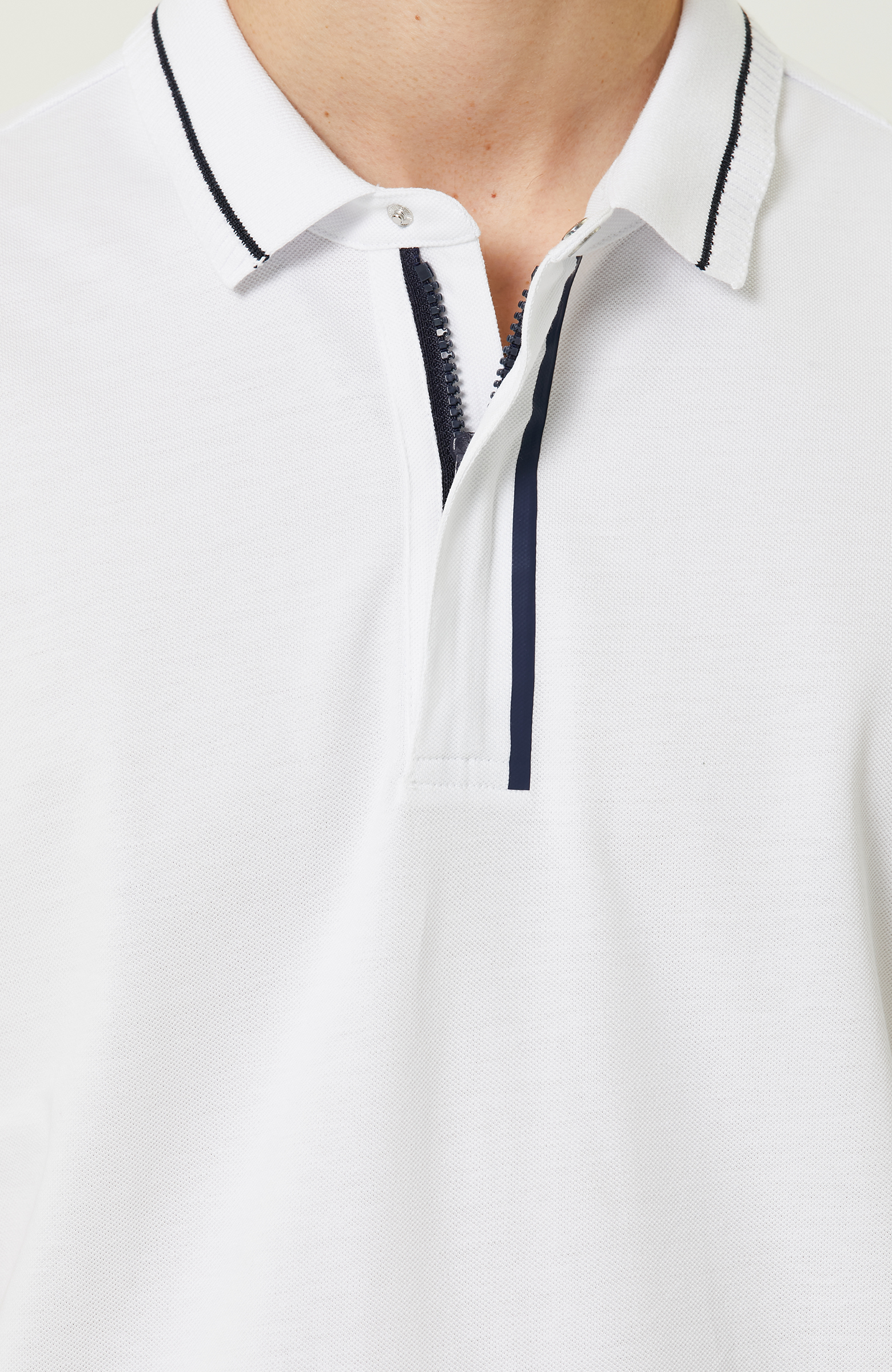 Beyaz Fermuarlı Polo Yaka T-Shirt