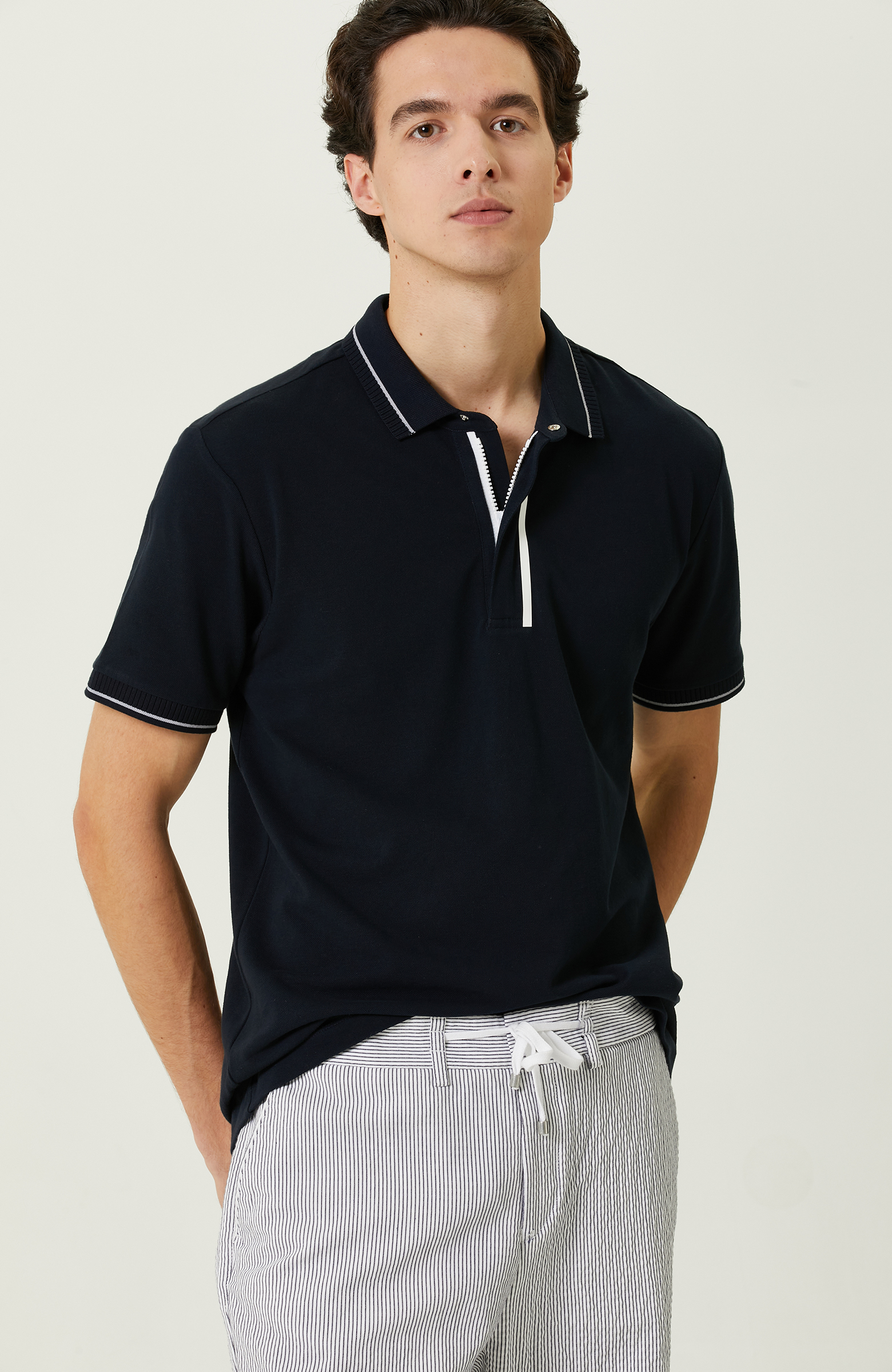 Lacivert Fermuarlı Polo Yaka T-Shirt