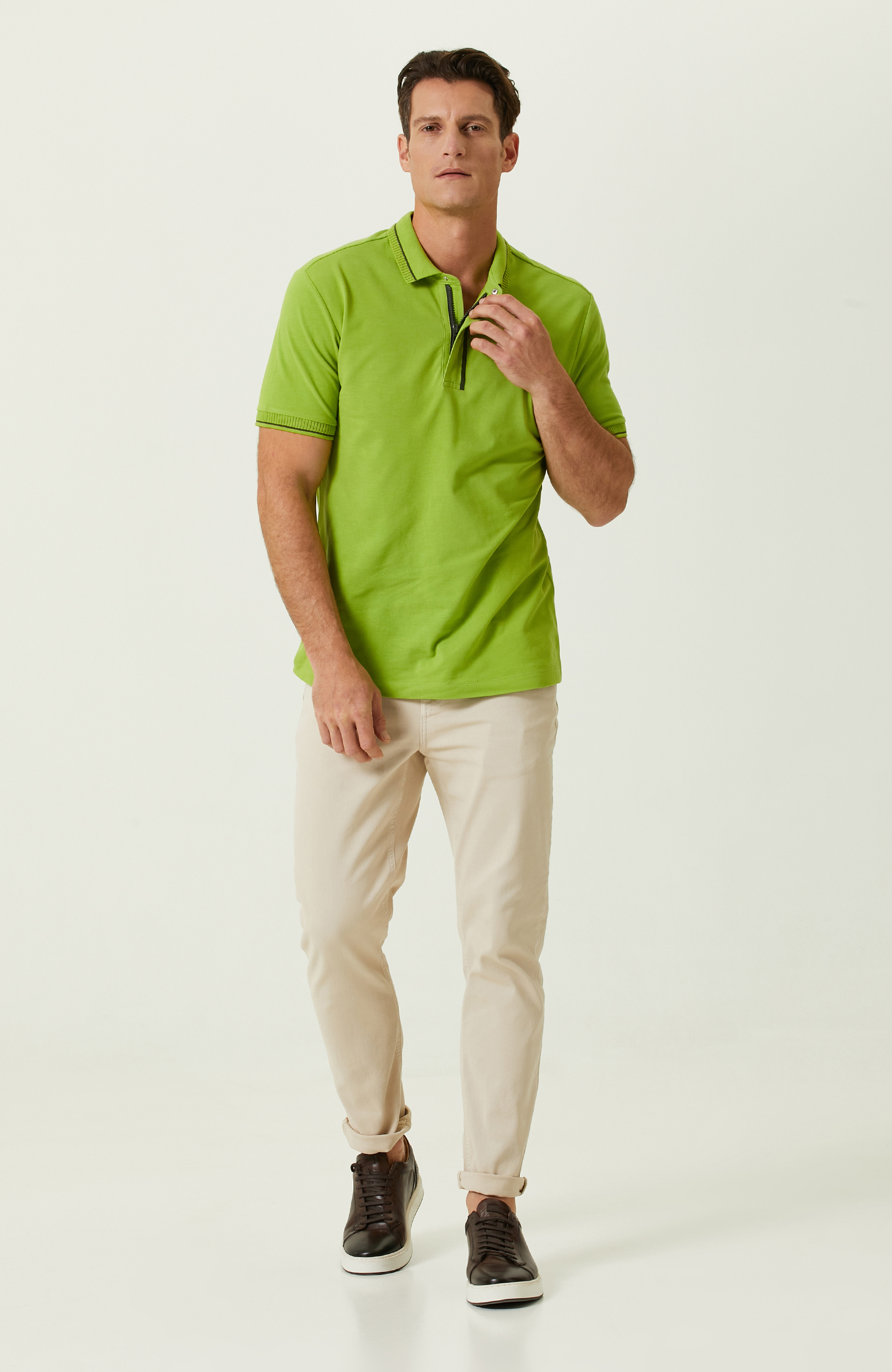 Fıstık Yeşili Fermuarlı Polo Yaka T-Shirt