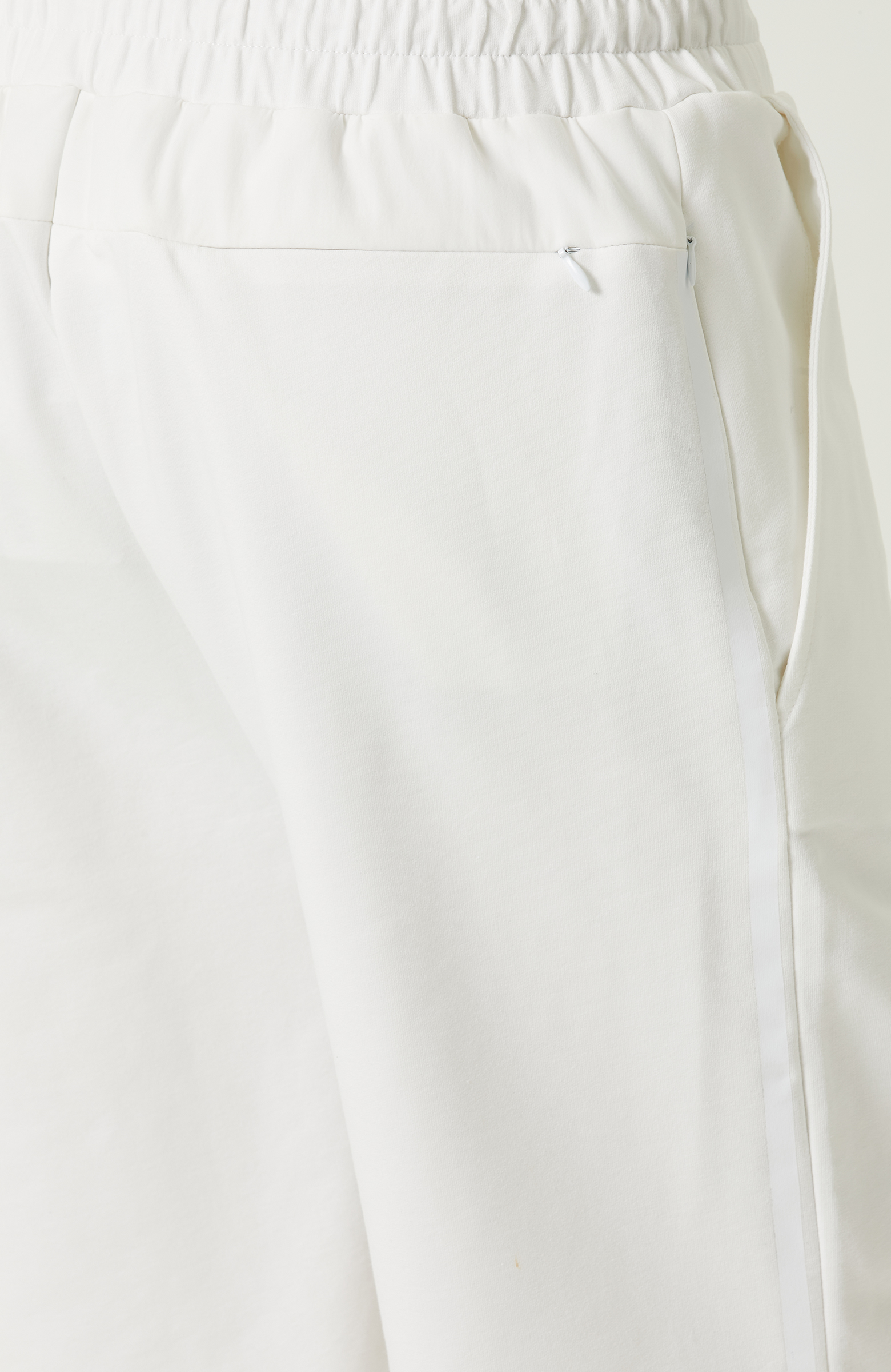 N-Tech Ekru Beli Lastikli Penye Şort