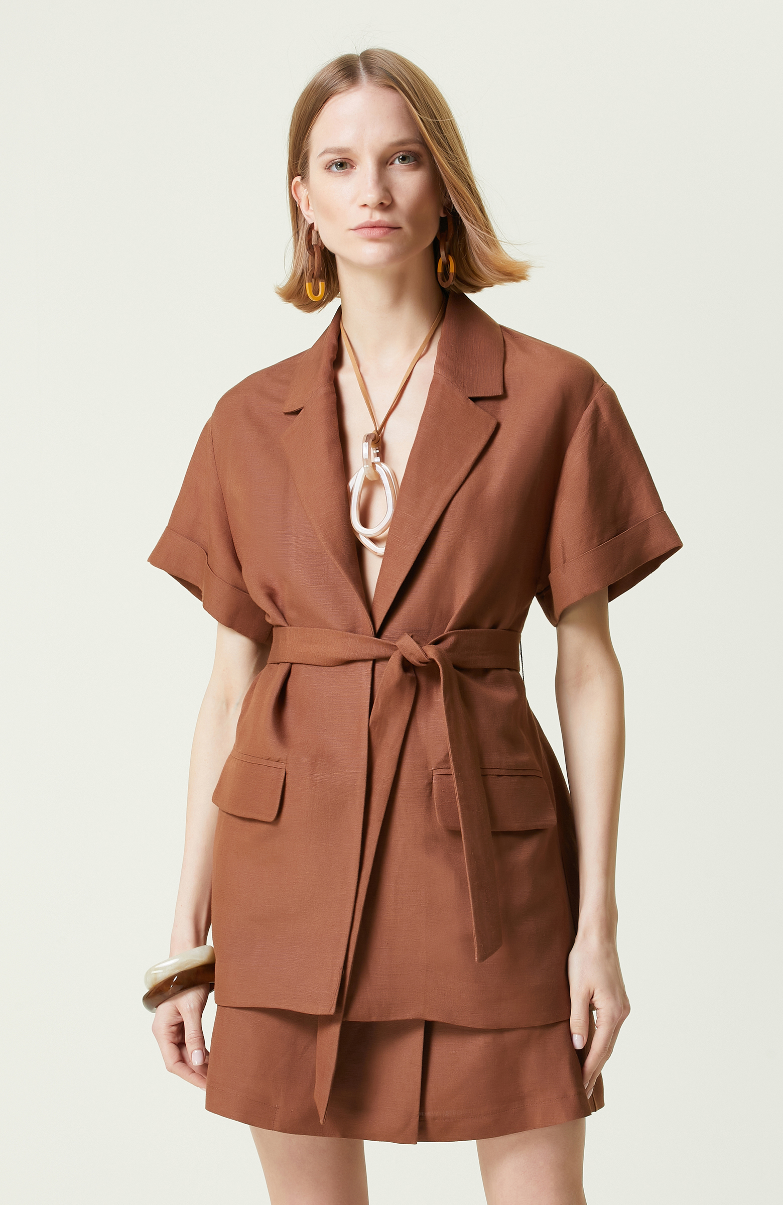 Kahverengi Kısa Kollu Ceket