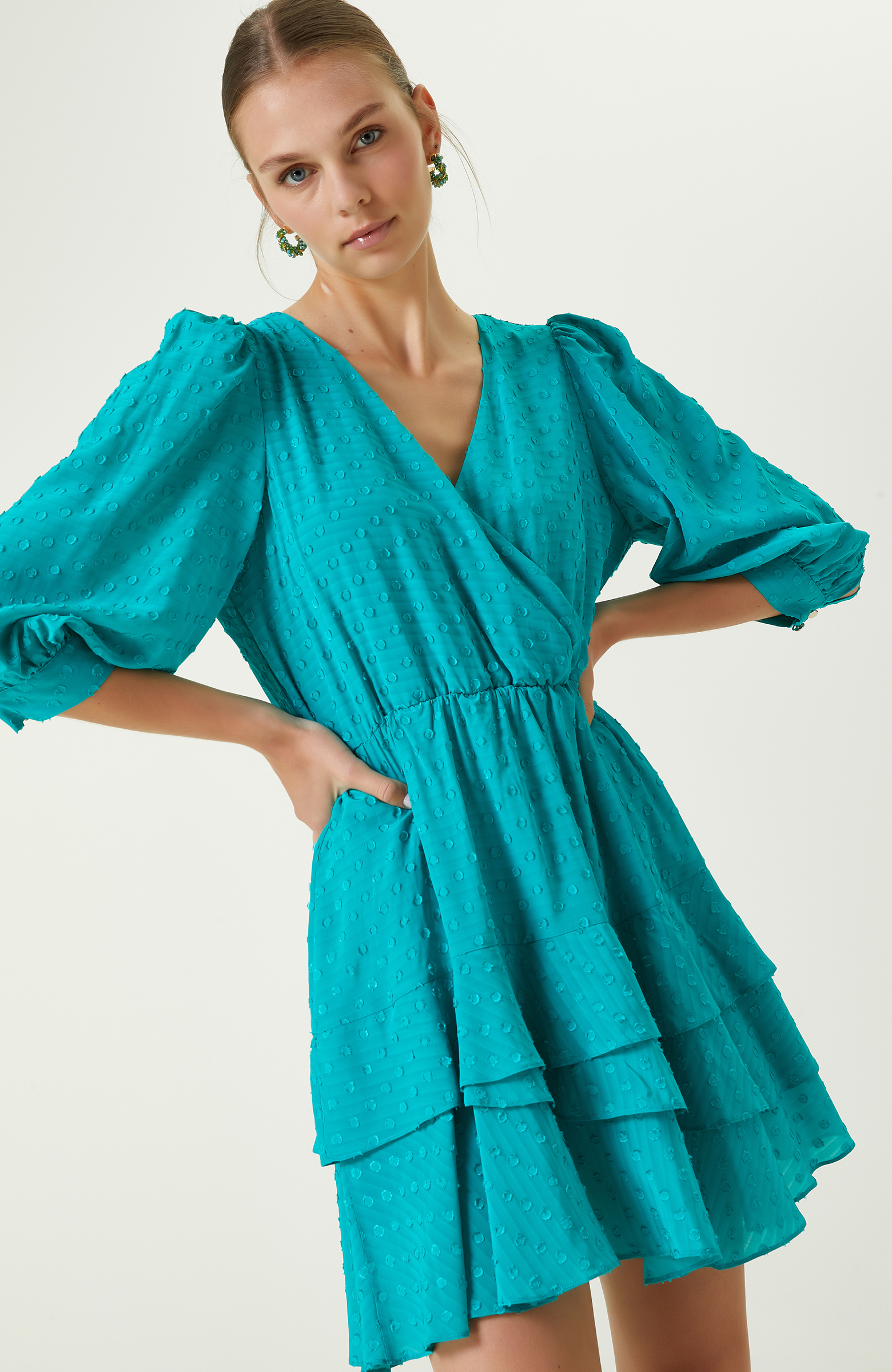 Ördek Başı Yeşil Rengi V Yaka Mini Elbise