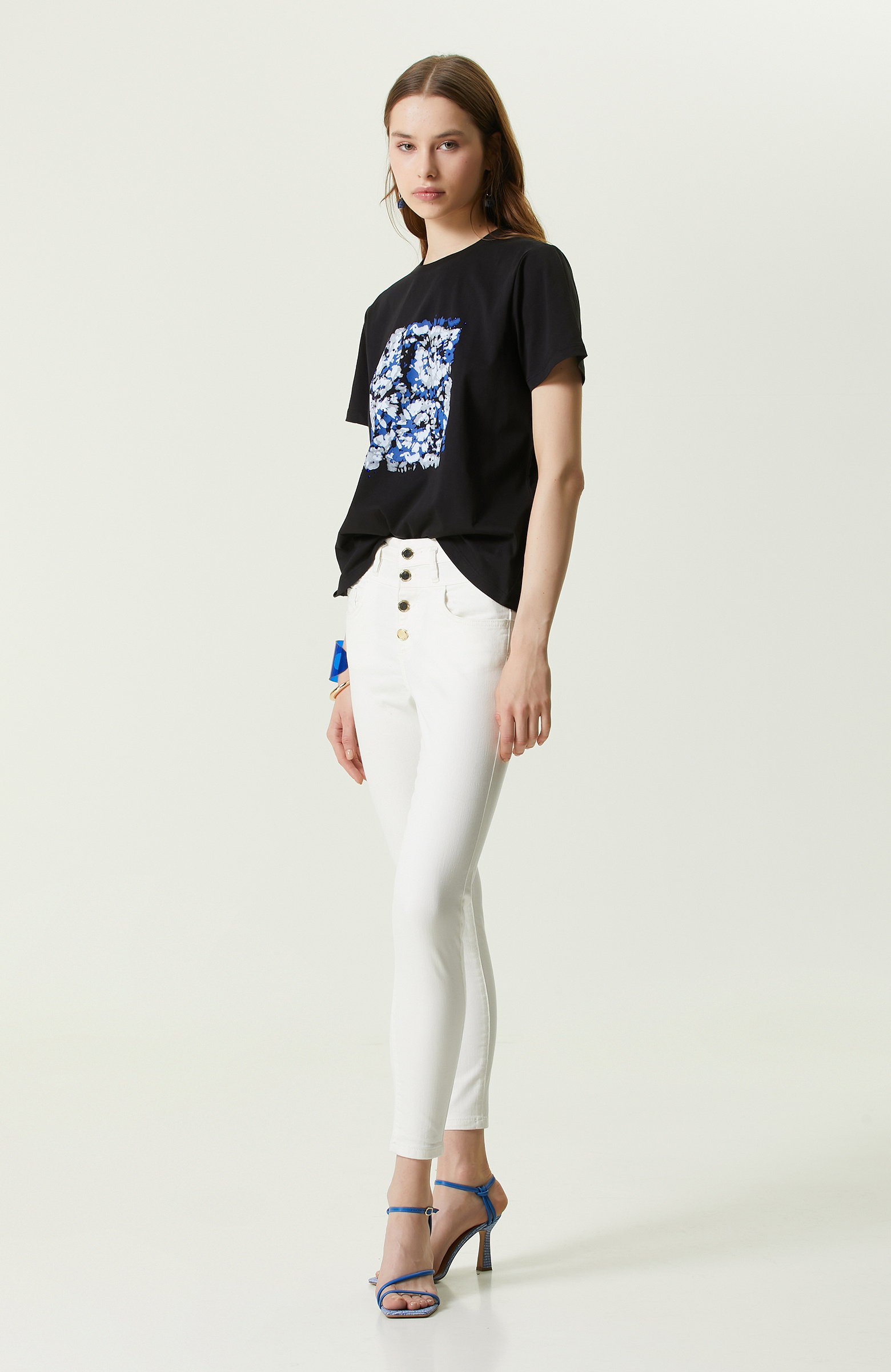 Siyah Baskılı Kısa Kollu Bisiklet Yaka T-shirt