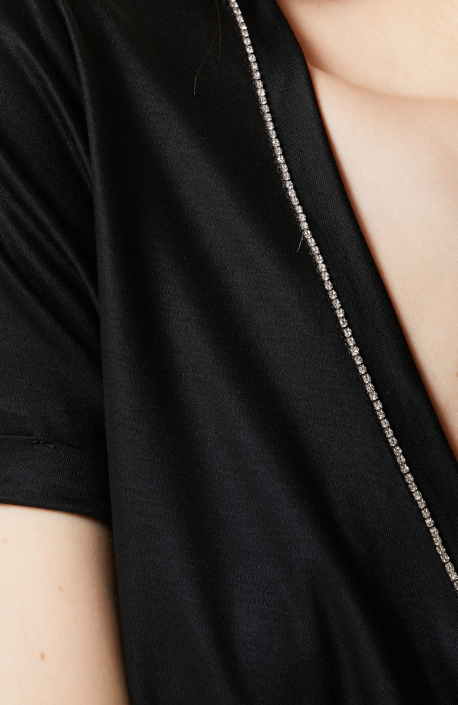 Siyah Kısa Kollu V Yaka T-shirt