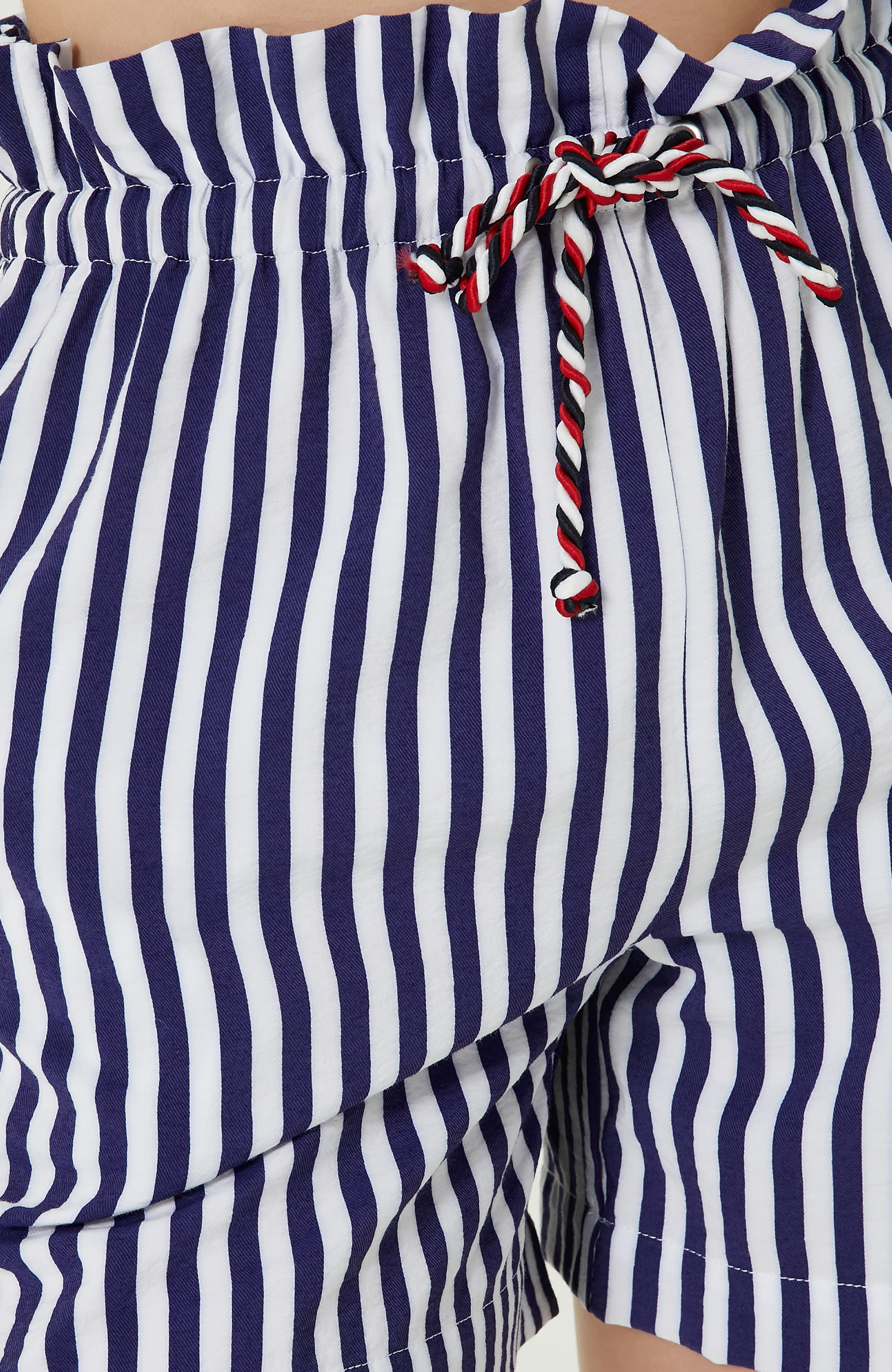 Beyaz Lacivert Çizgili Mini Şort