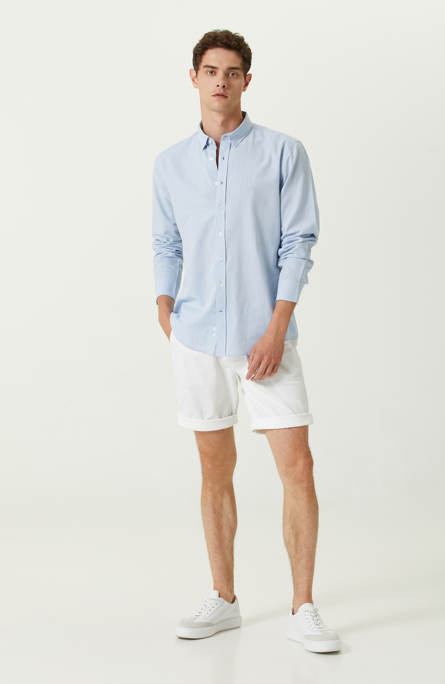 Açık Mavi Pamuklu Uzun Kollu Gömlek