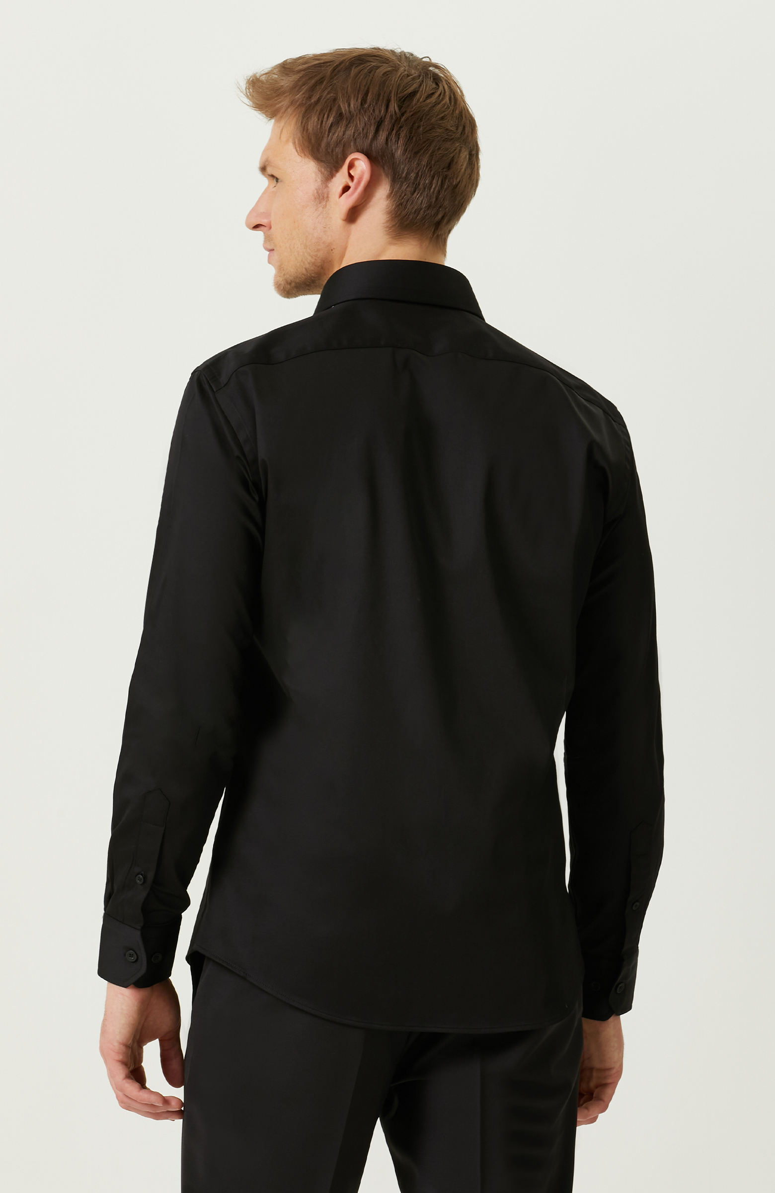 Siyah Uzun Kollu Gömlek