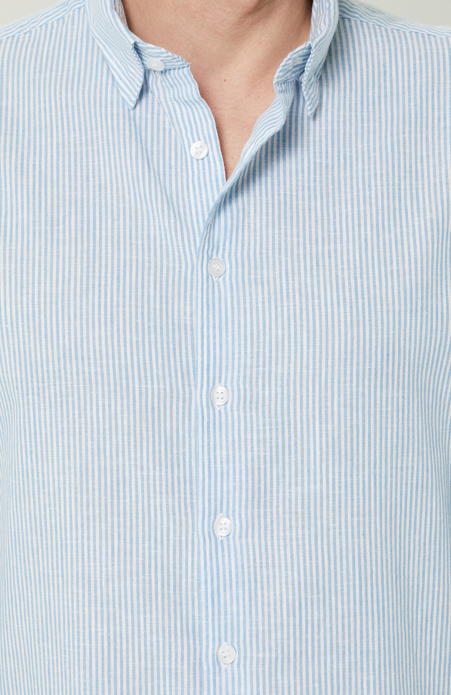 Mavi Düğmeli Yaka Uzun Kollu Gömlek