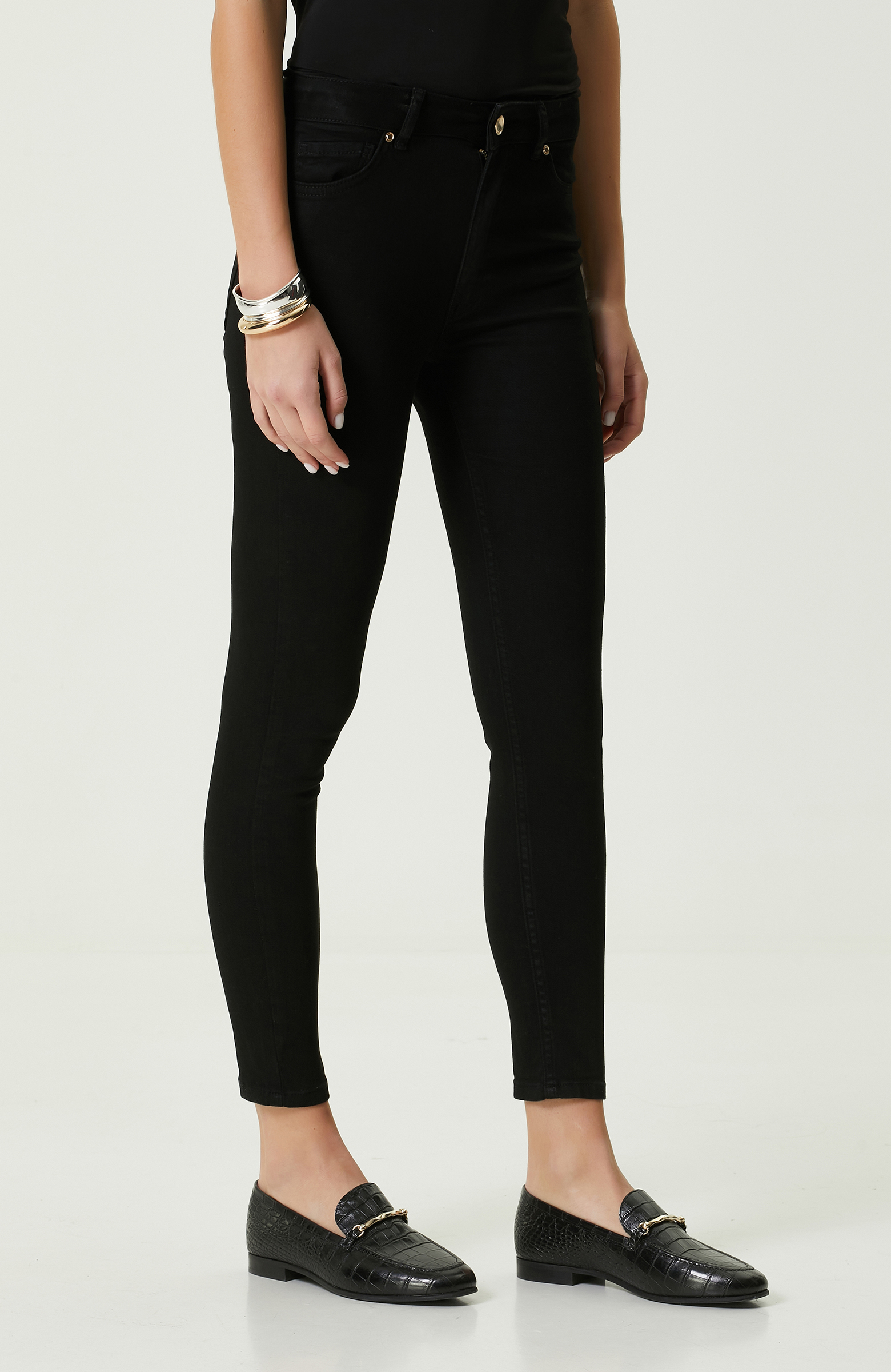 Siyah Dar Paça Denim Pantolon