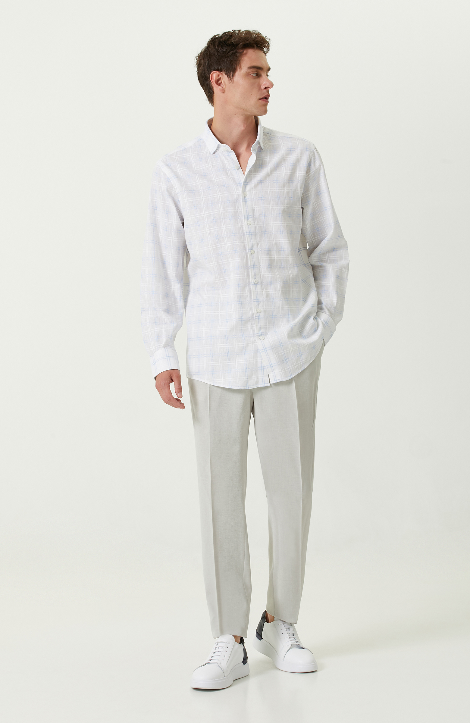 Mavi Beyaz Ekose Gömlek