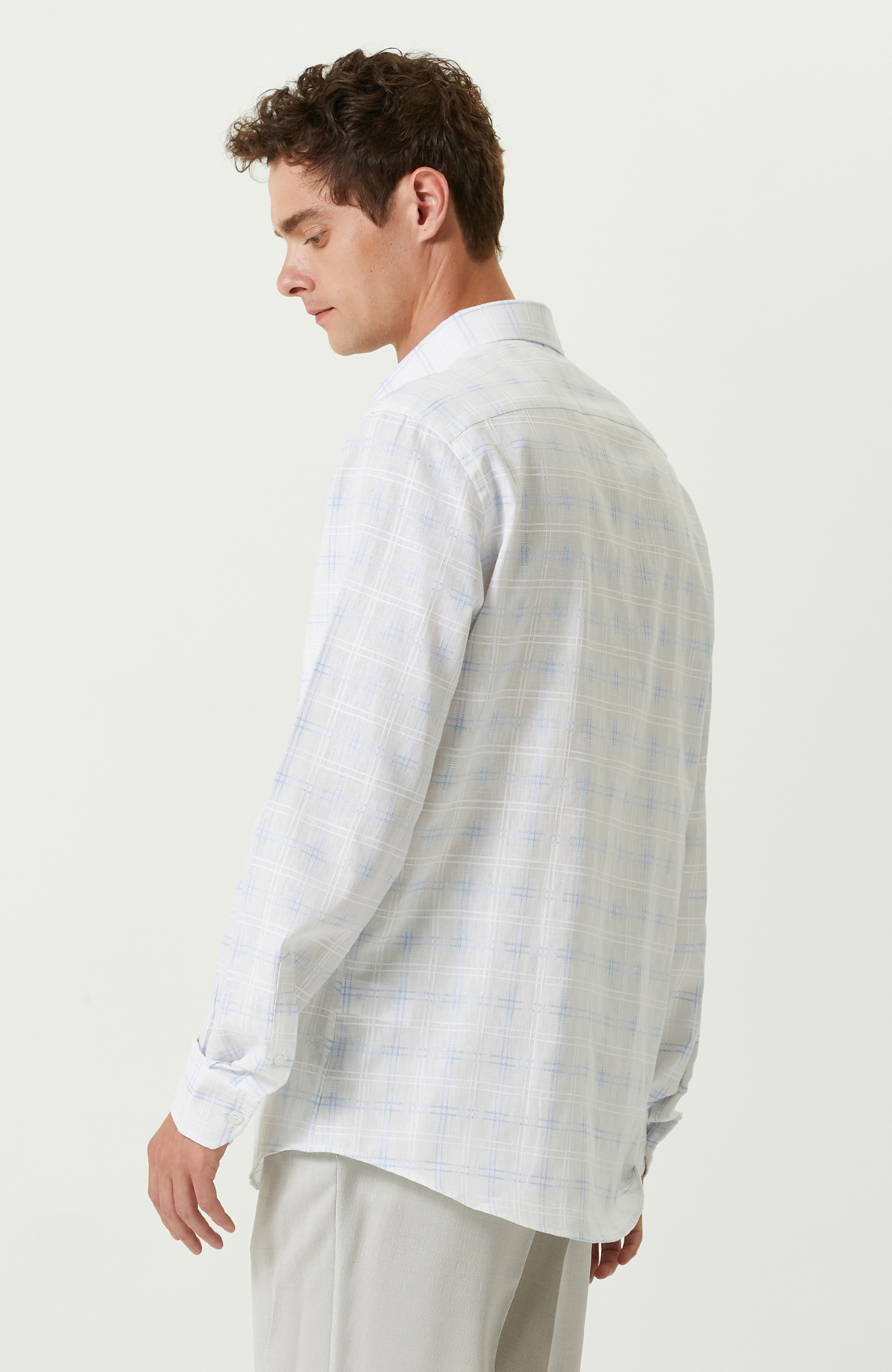 Mavi Beyaz Ekose Gömlek