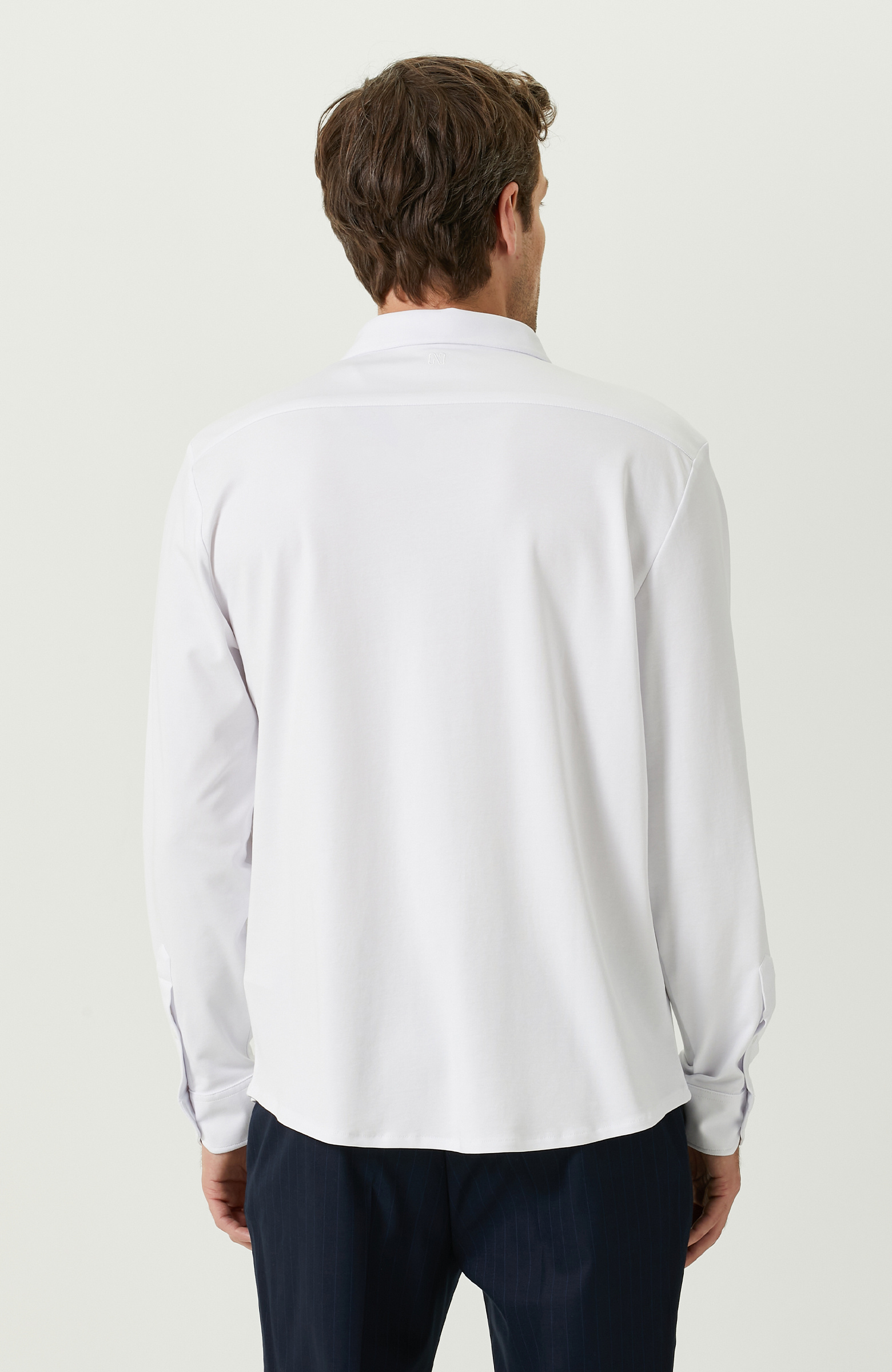 Beyaz Klasik Yaka Uzun Kollu Gömlek