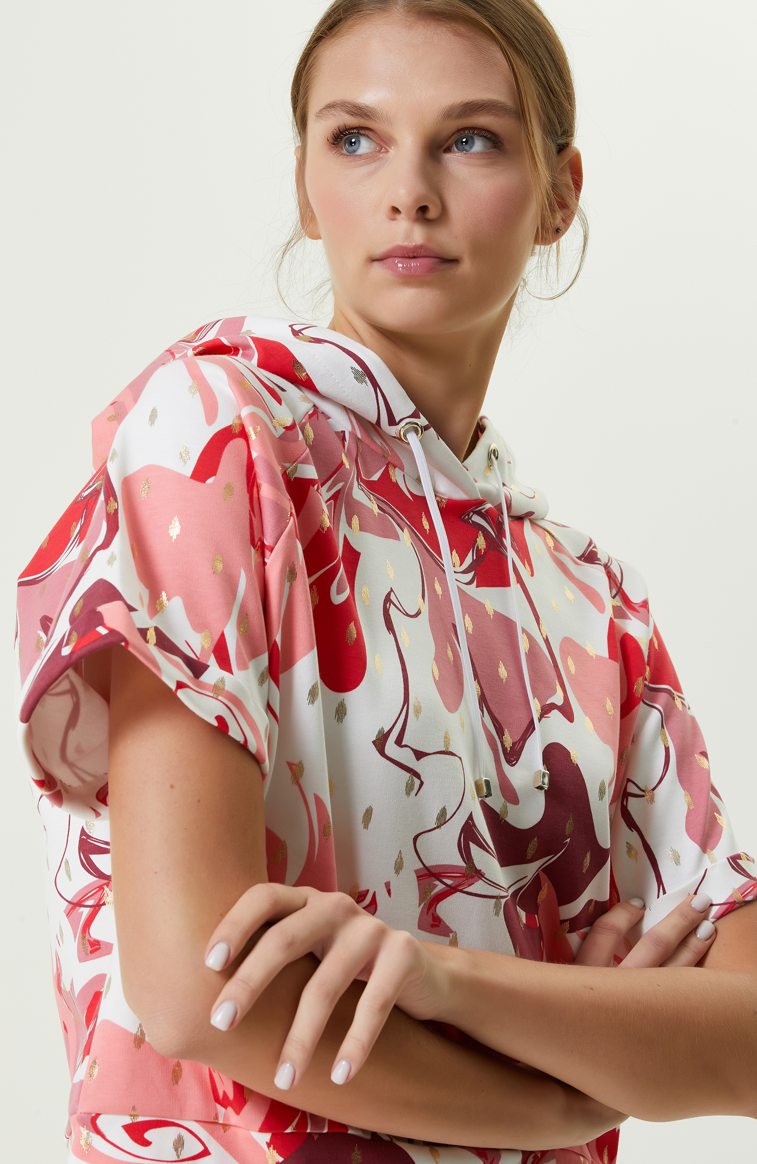 Pembe Beyaz Desenli Kapüşonlu Sweatshirt