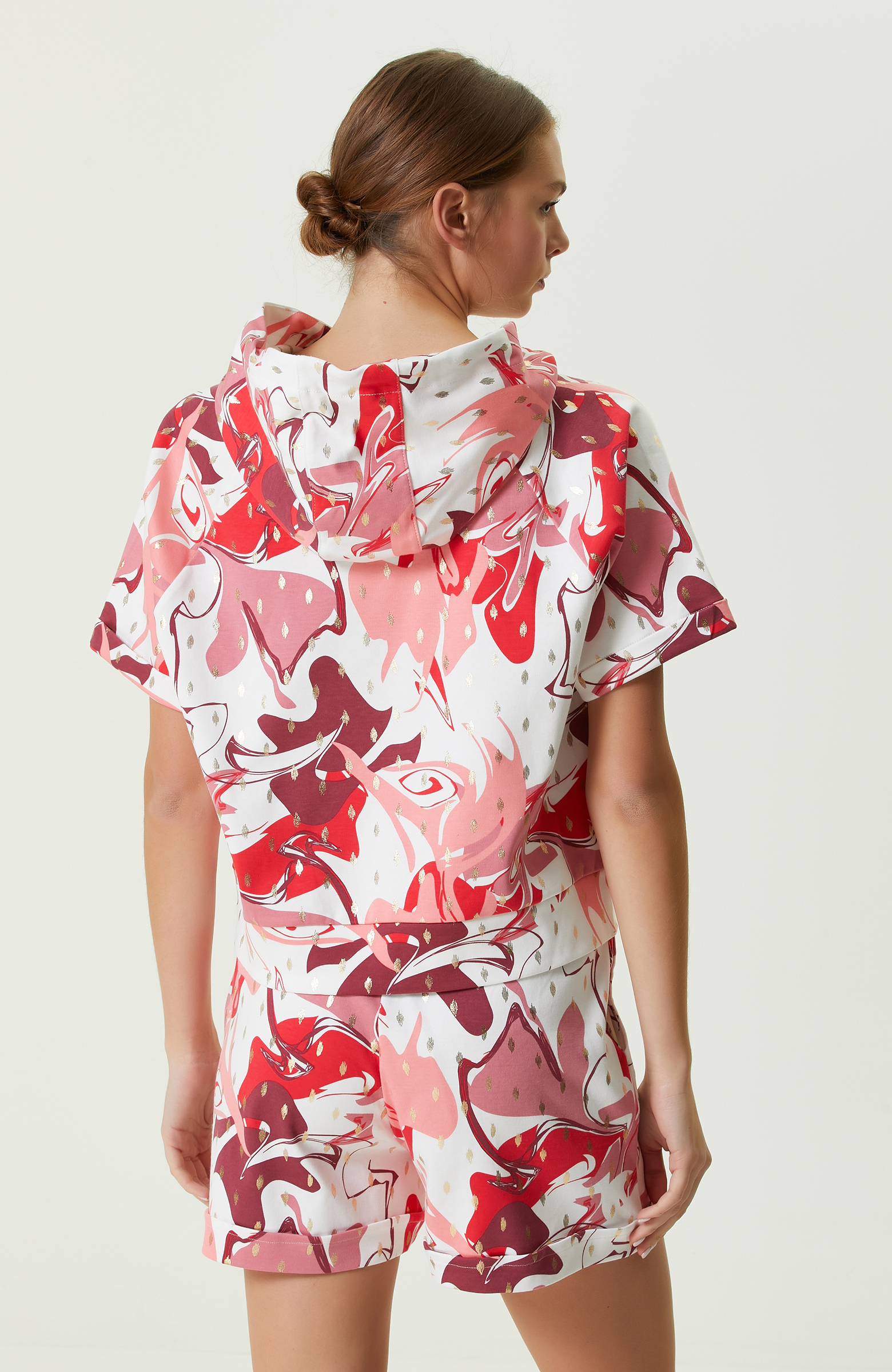 Pembe Beyaz Desenli Kapüşonlu Sweatshirt