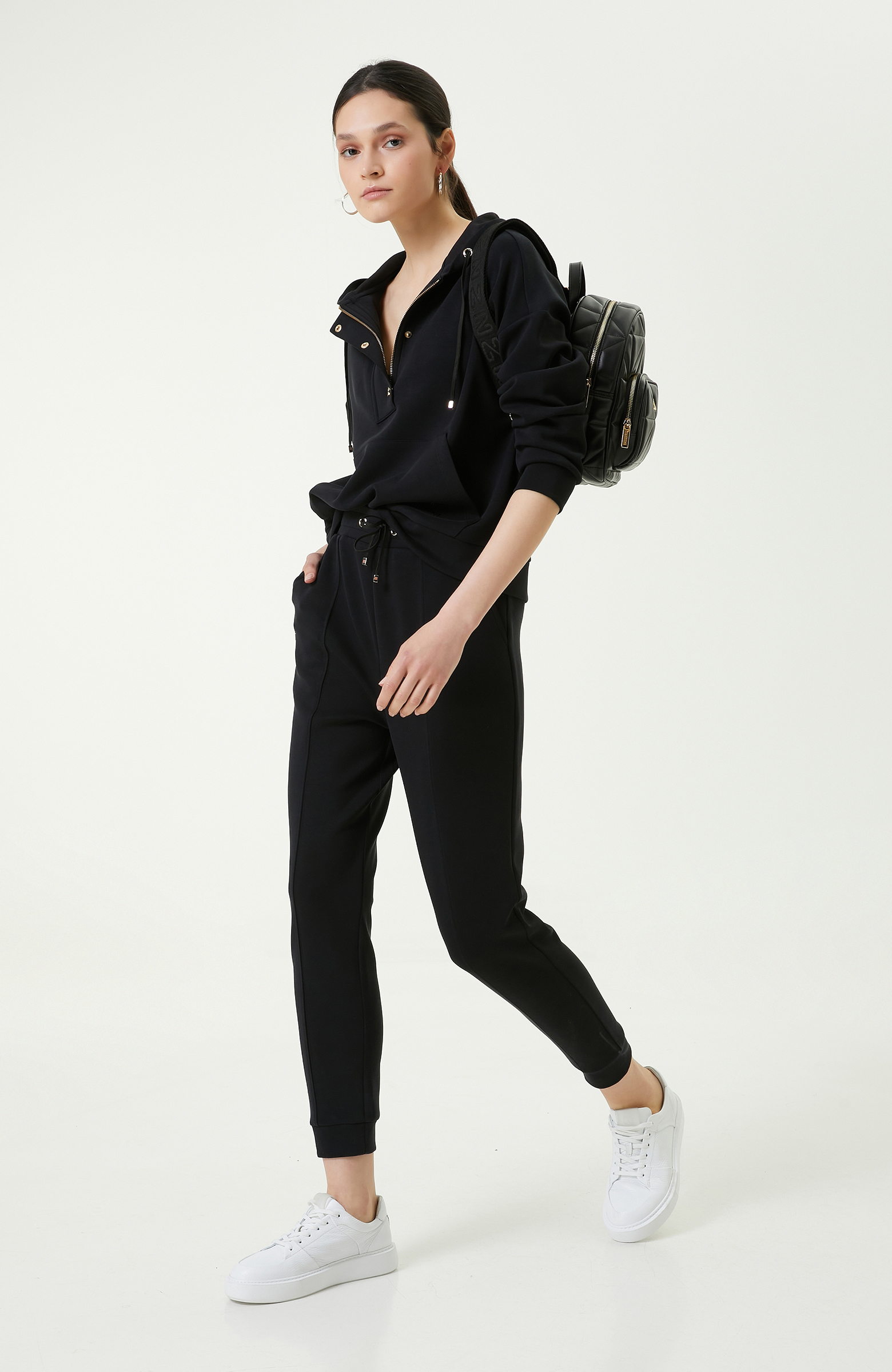 Fermuar Detaylı Siyah Sweatshirt