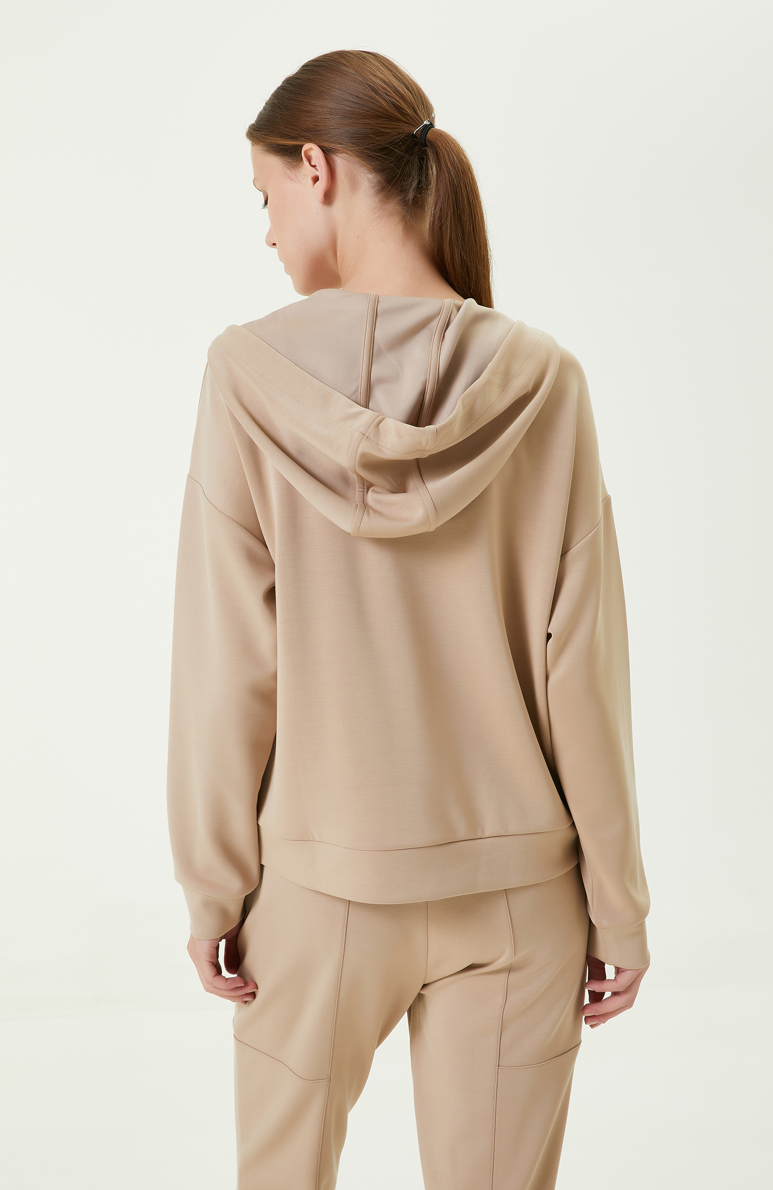 Fermuar Detaylı Bej Sweatshirt